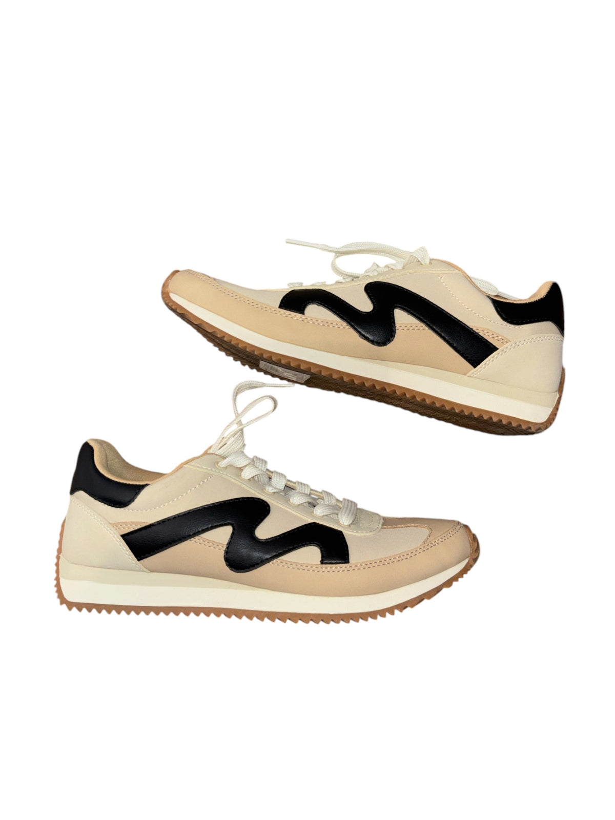 tan black univeral thread sneakers, 7