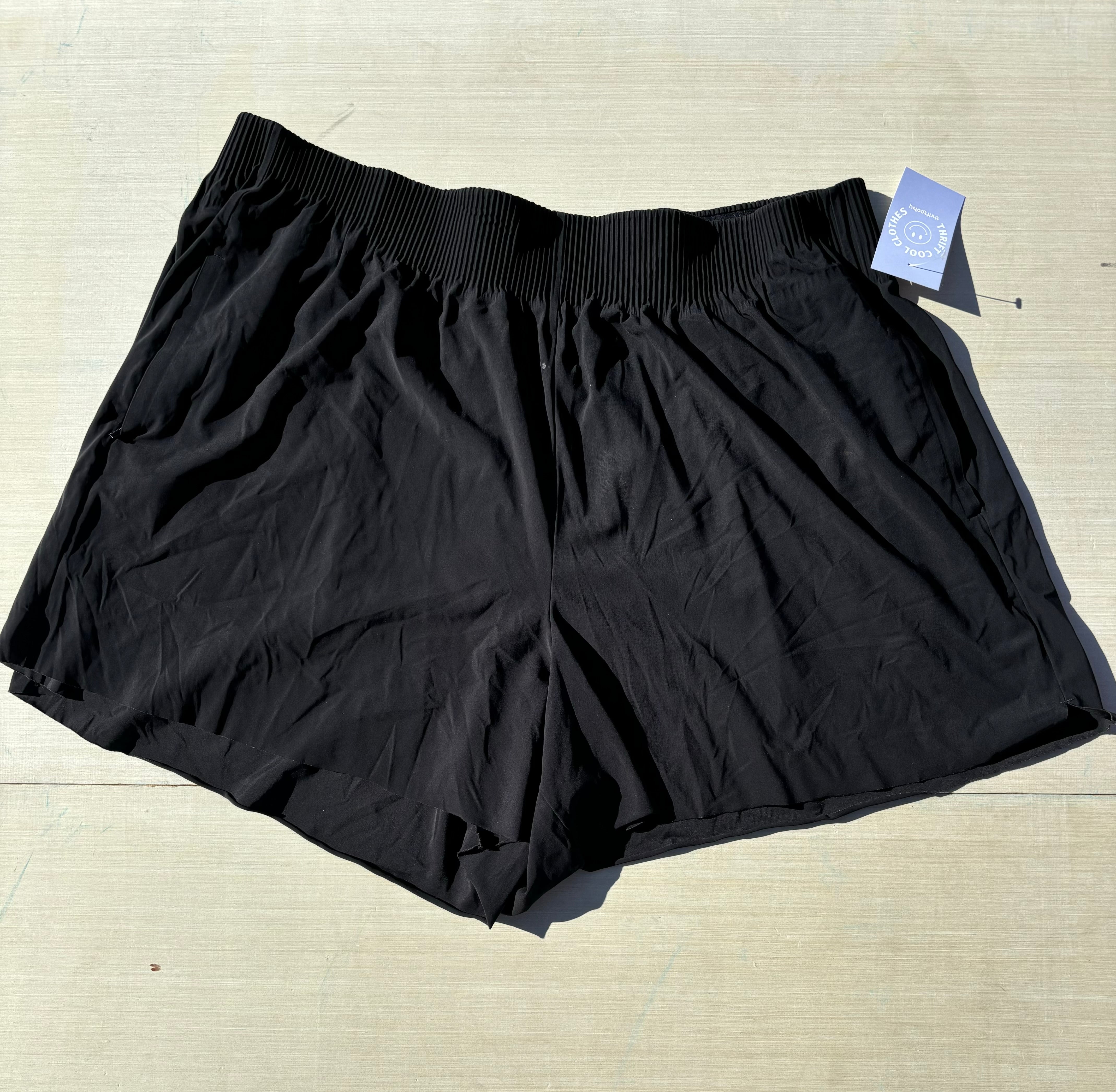 black athleta shorts, 3x