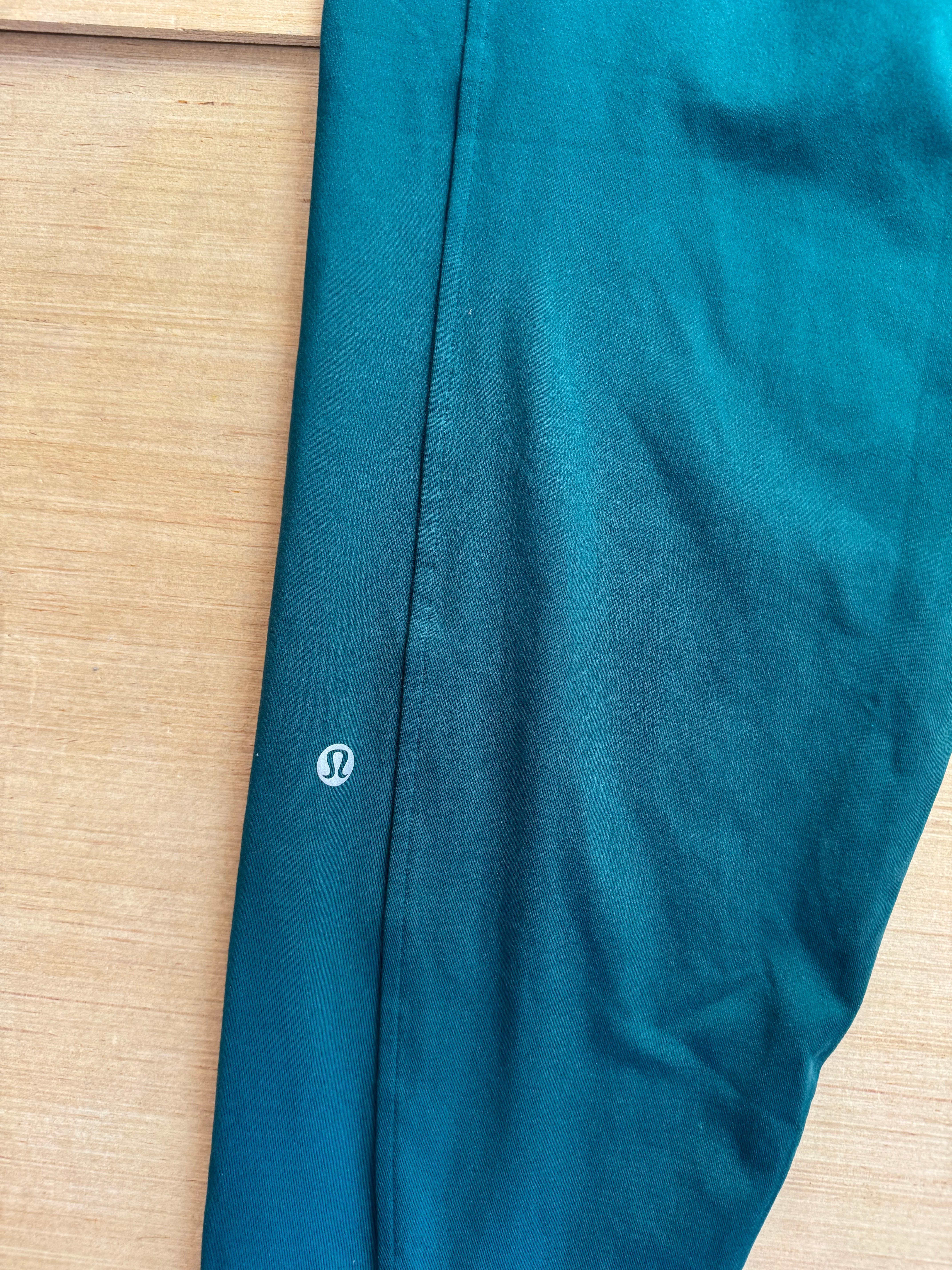 green lululemon soft sweatpants, 12