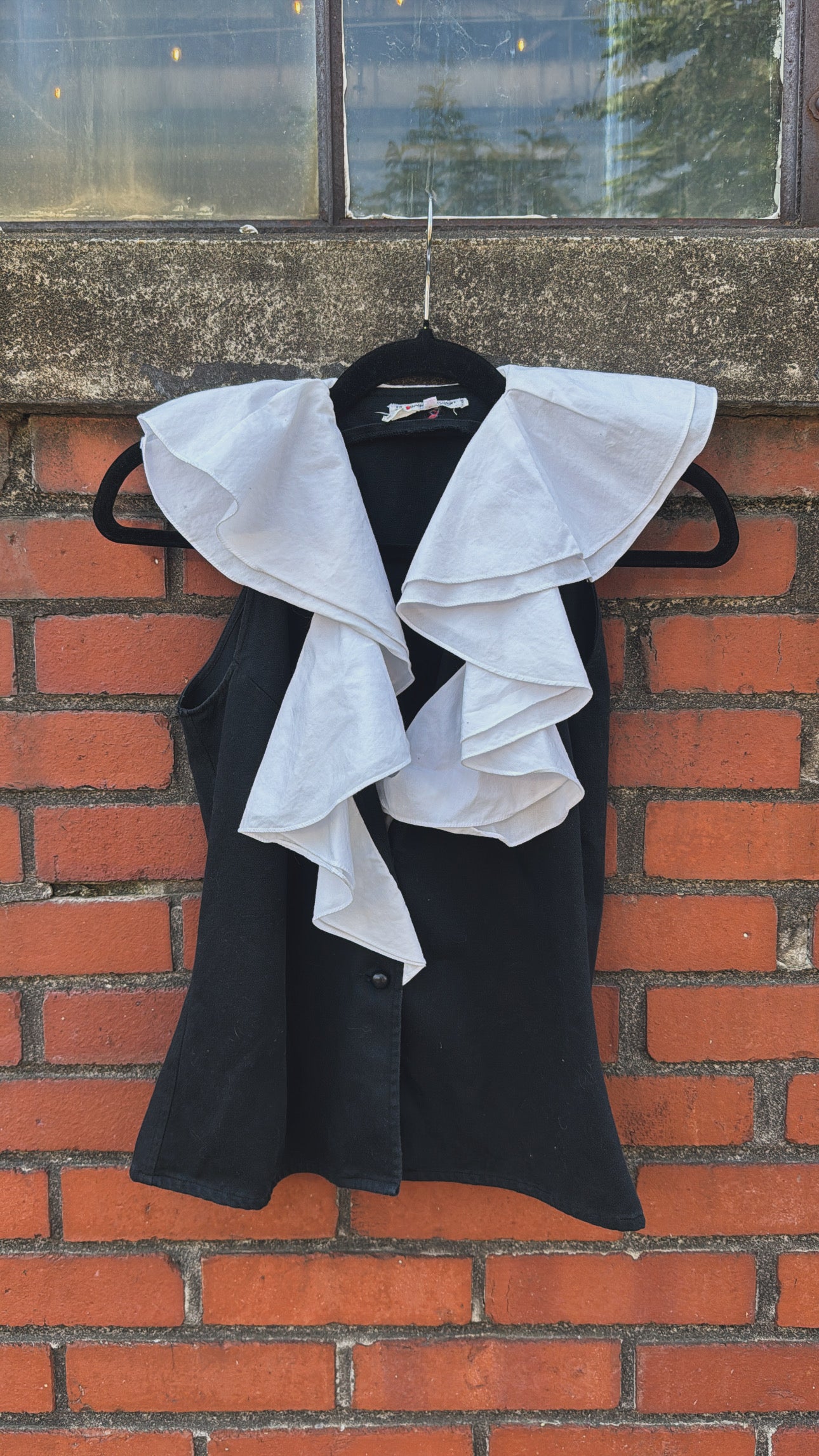 black saint laurent vtg 1980s cotton ruffle top, 42 (fits like S)