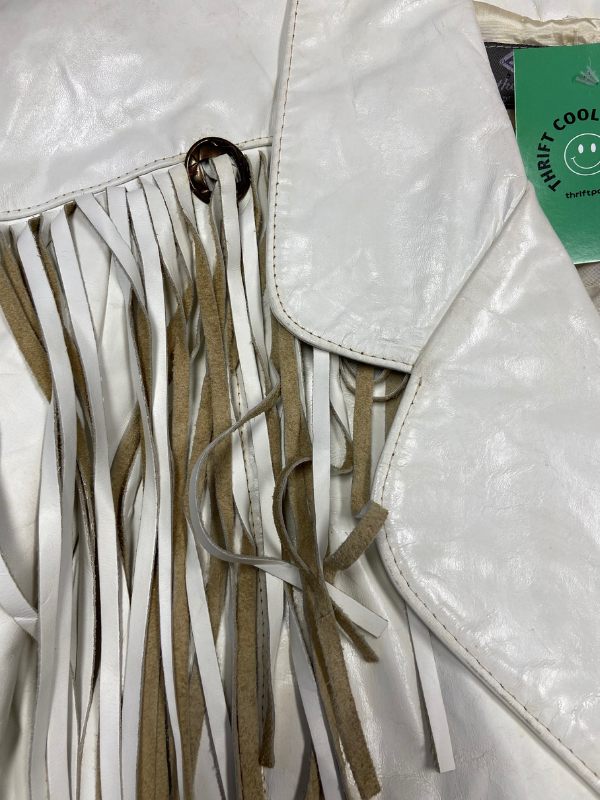 white g-iii fringe leather jacket, M