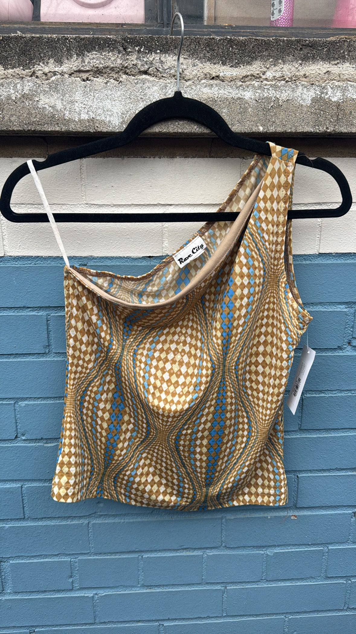 yellow blue rave patterned sparkly os top, m