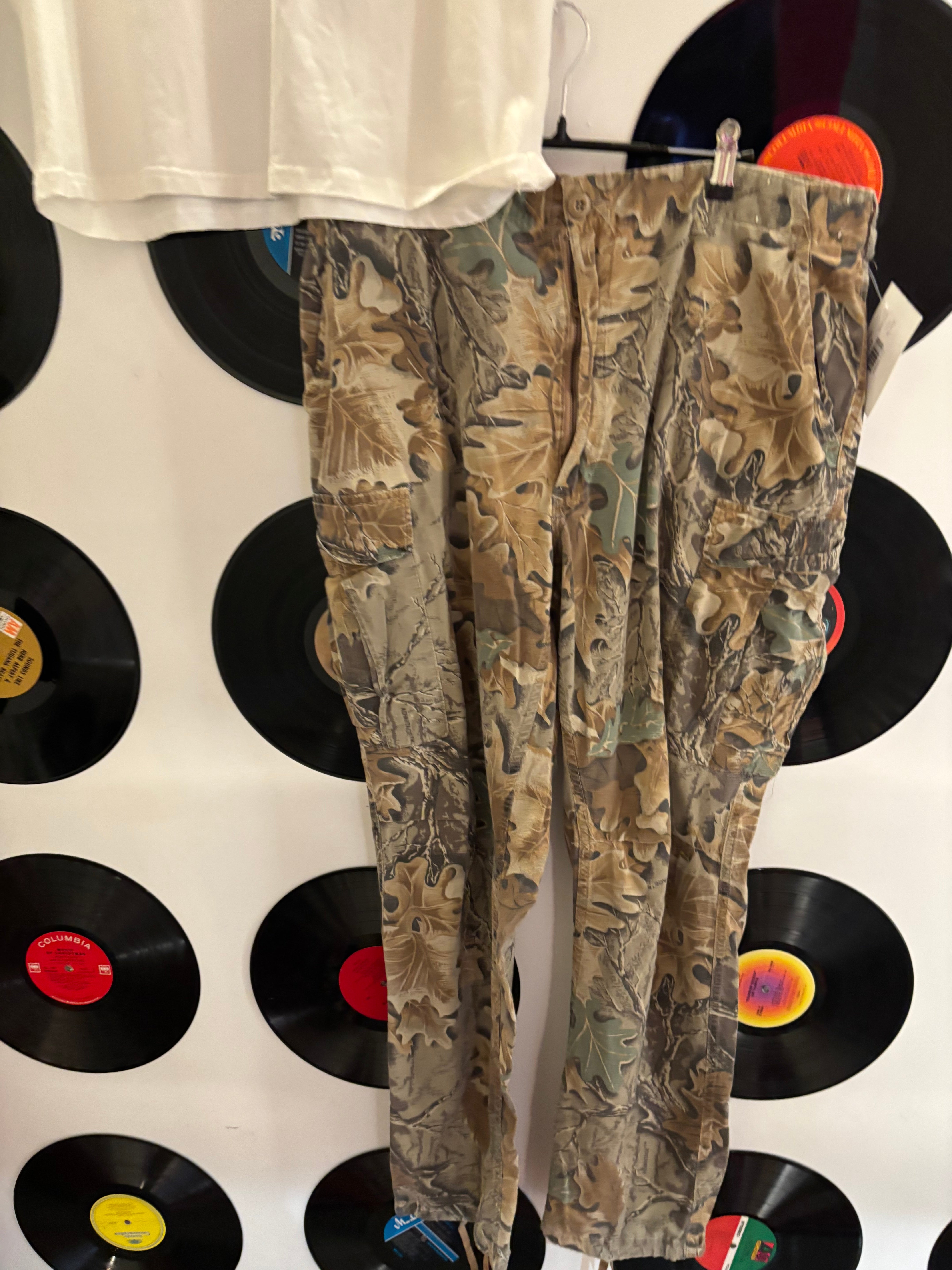 camo camo pants, 36