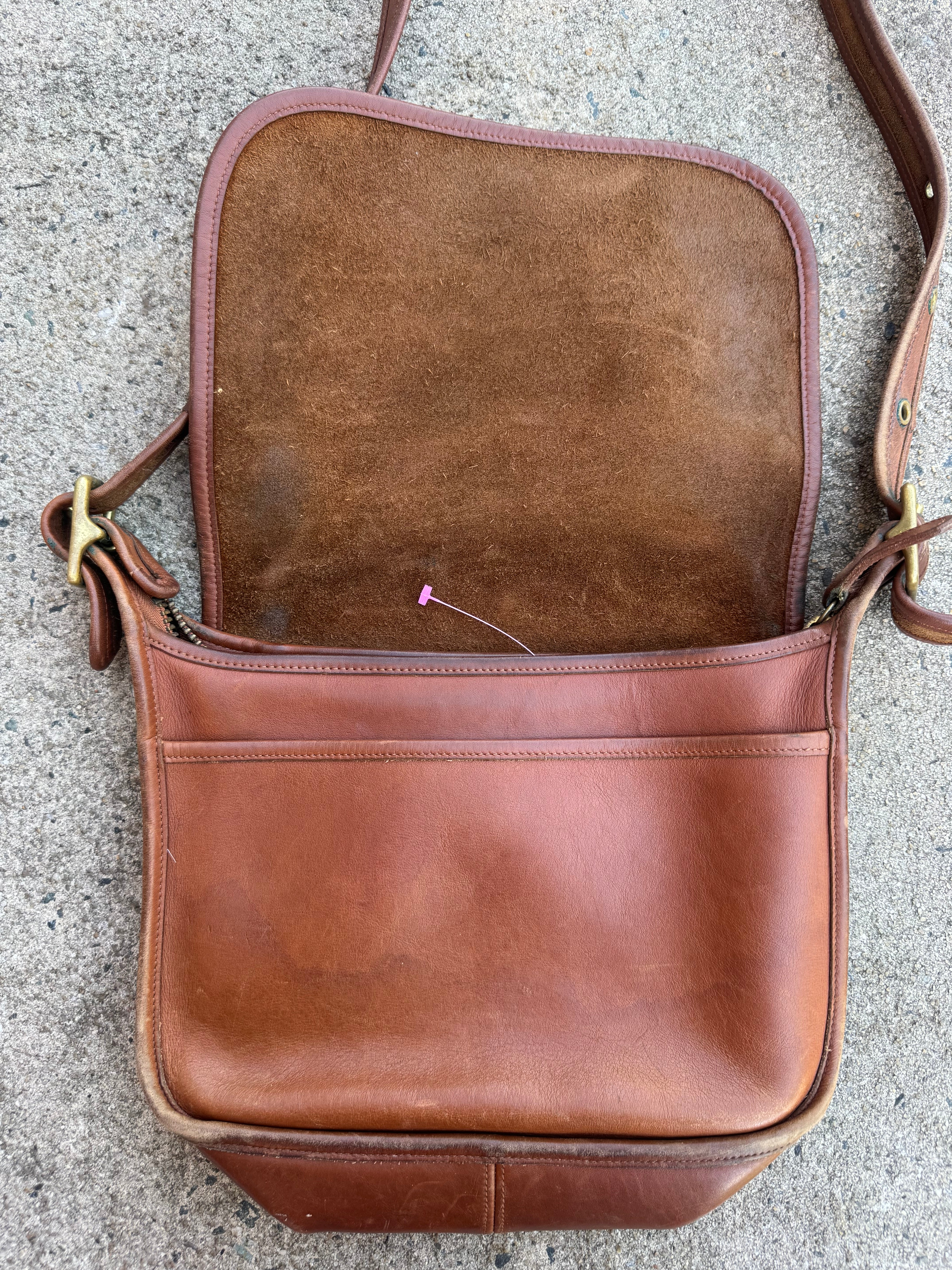 Brown Coach Vtg leather bag a82 9951
