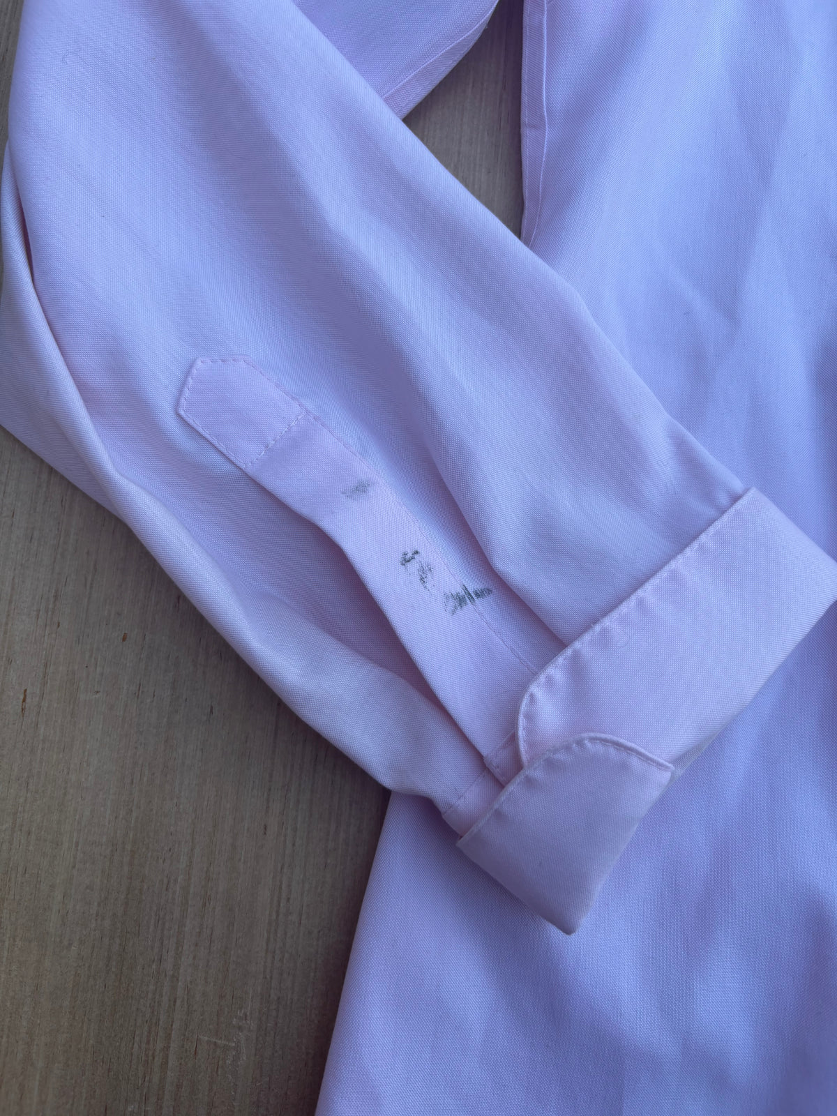 pink Tommy hilfiger ruffle button down, large