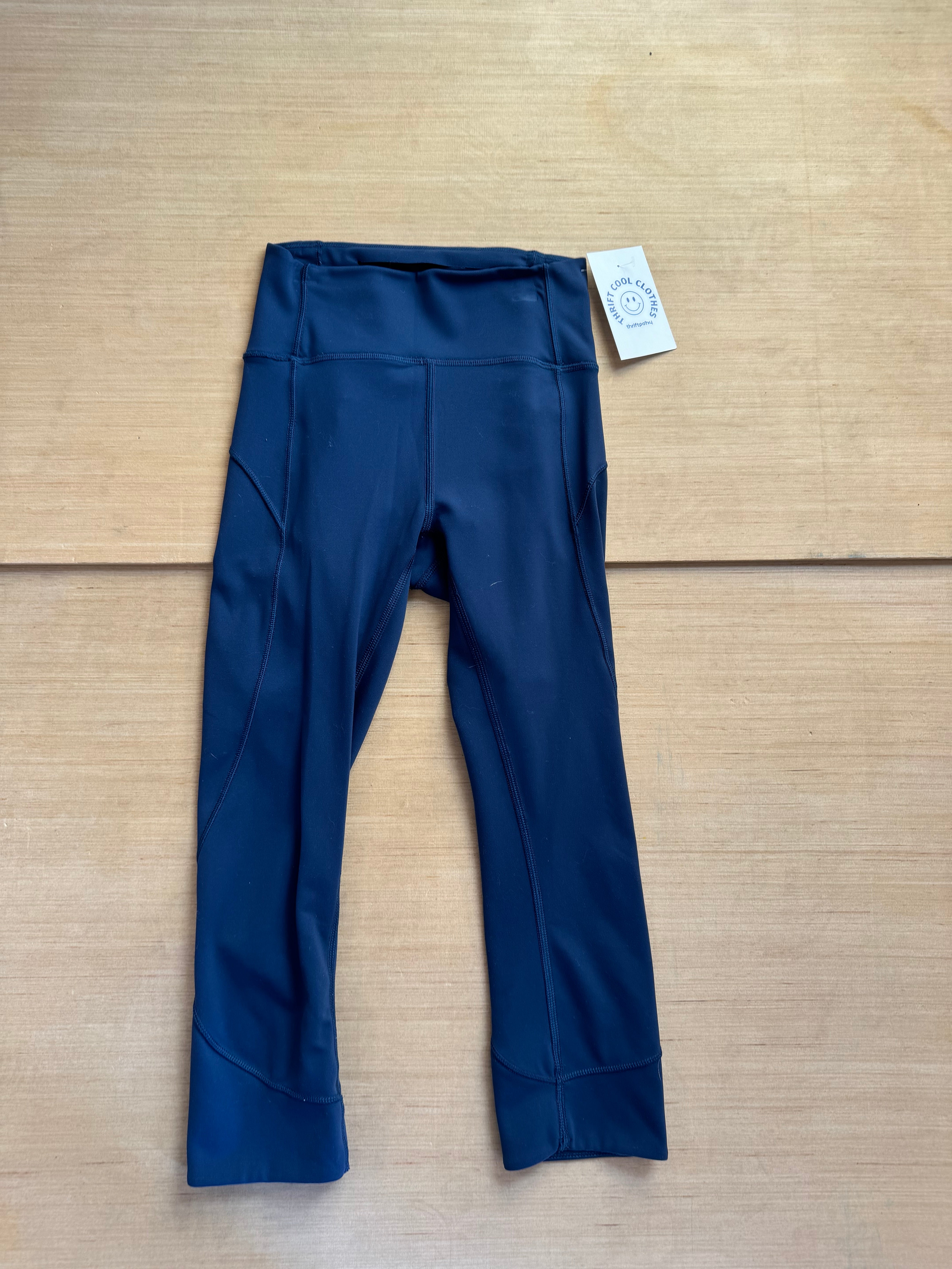 blue lululemon capri leggings, 2
