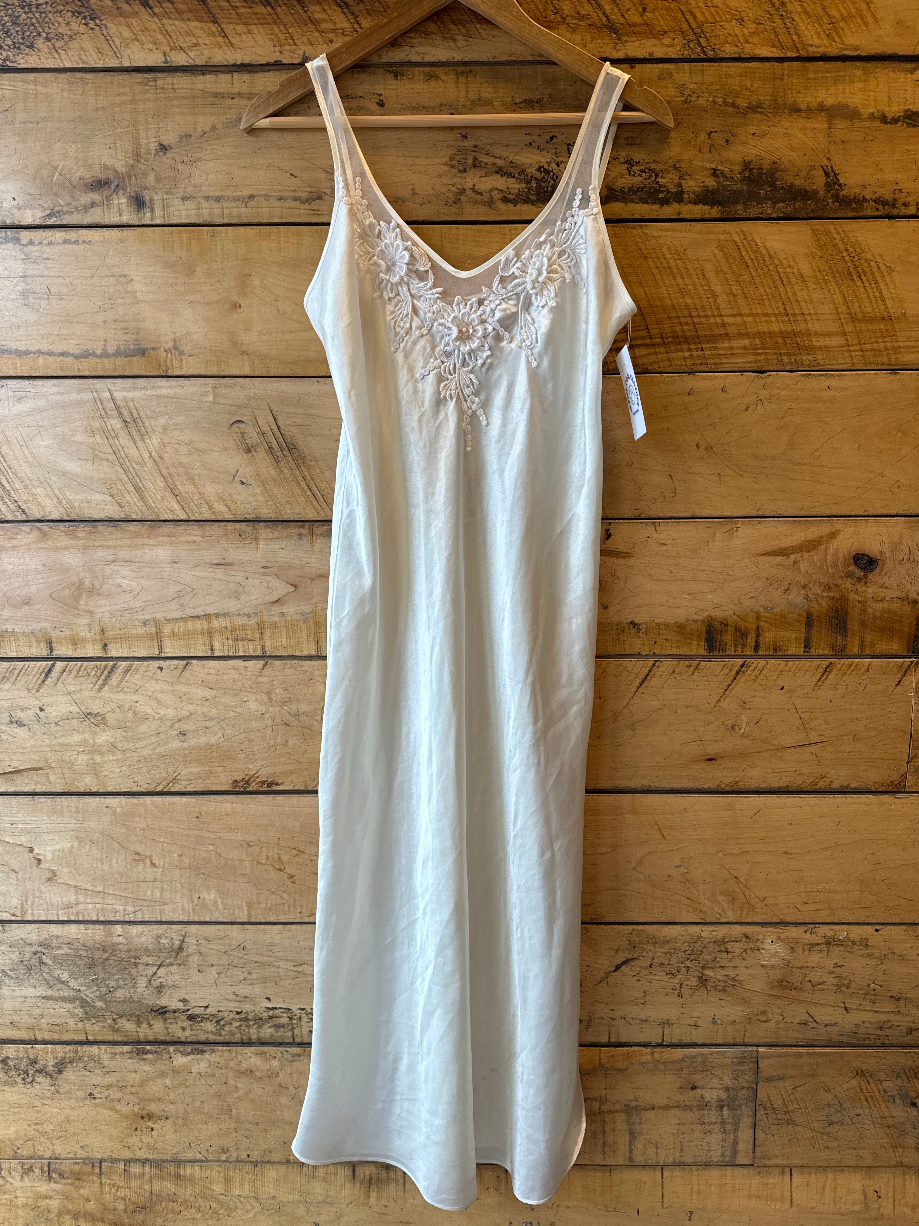 white California dynasty long satin slip w details, s