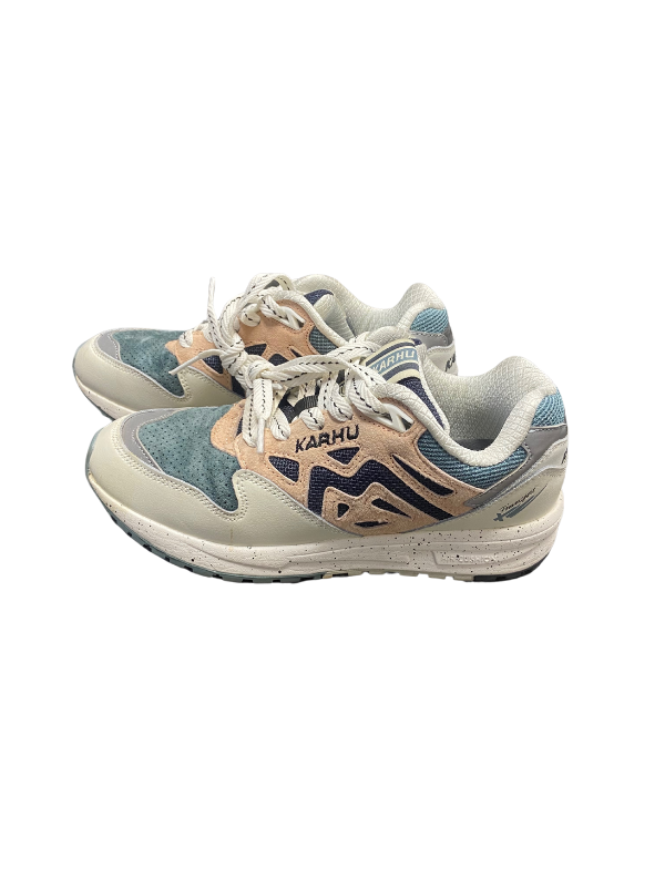 Gray peach green Karahu workout sneakers, 4.5