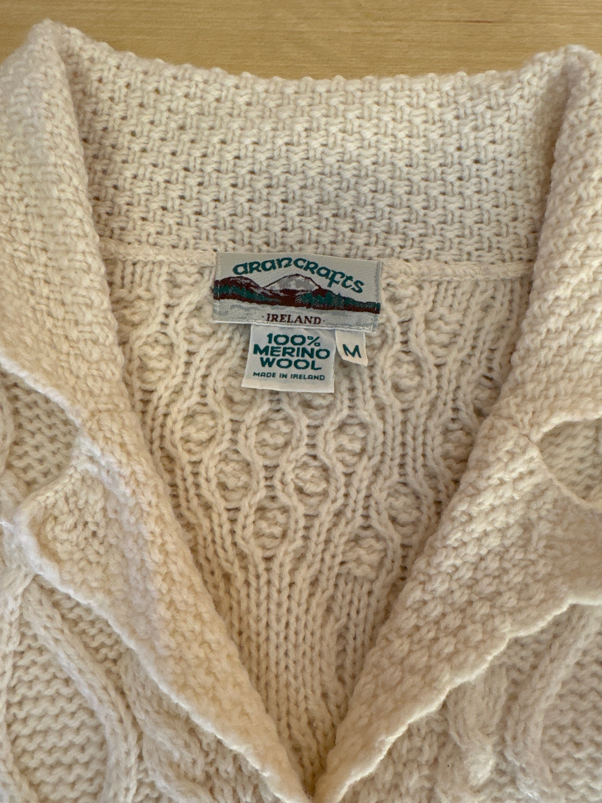 beige arancrafts cable knit merino wool cardigan, m