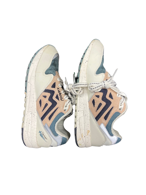 Gray peach green Karahu workout sneakers, 4.5