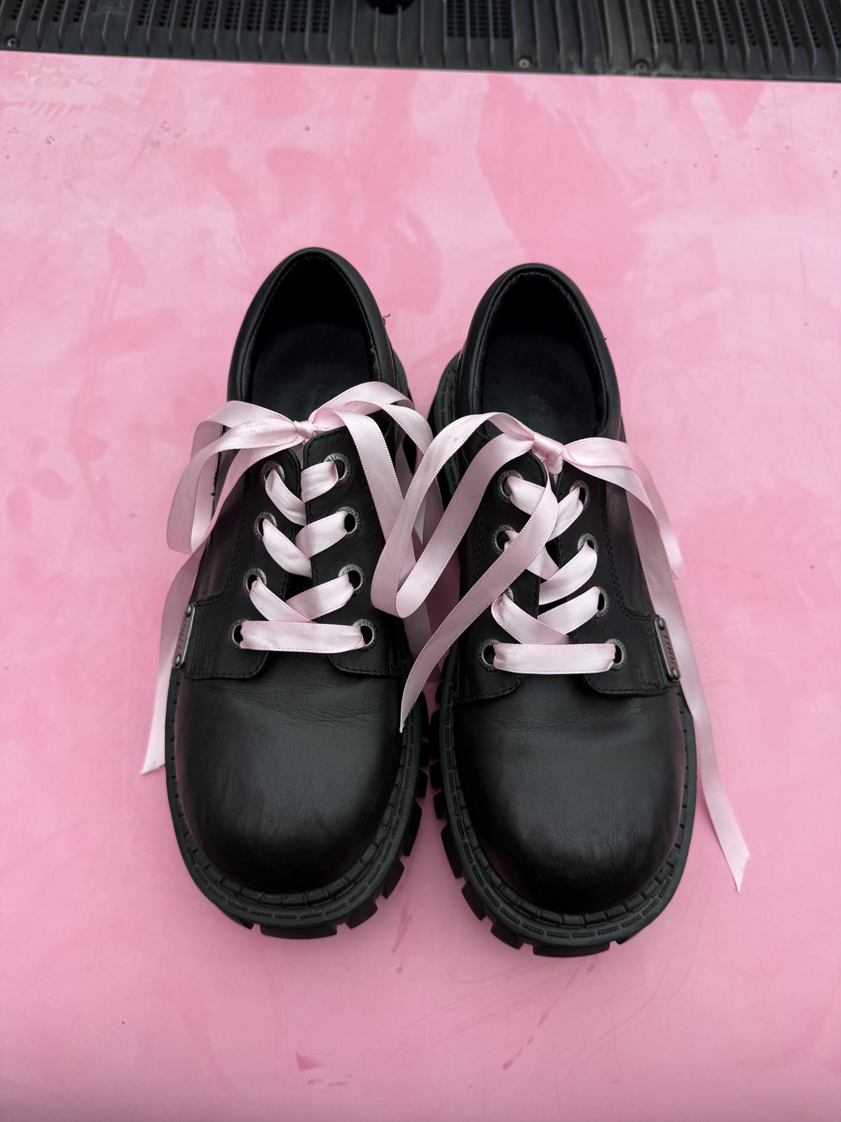 black unif lace up clunky shoes, 7