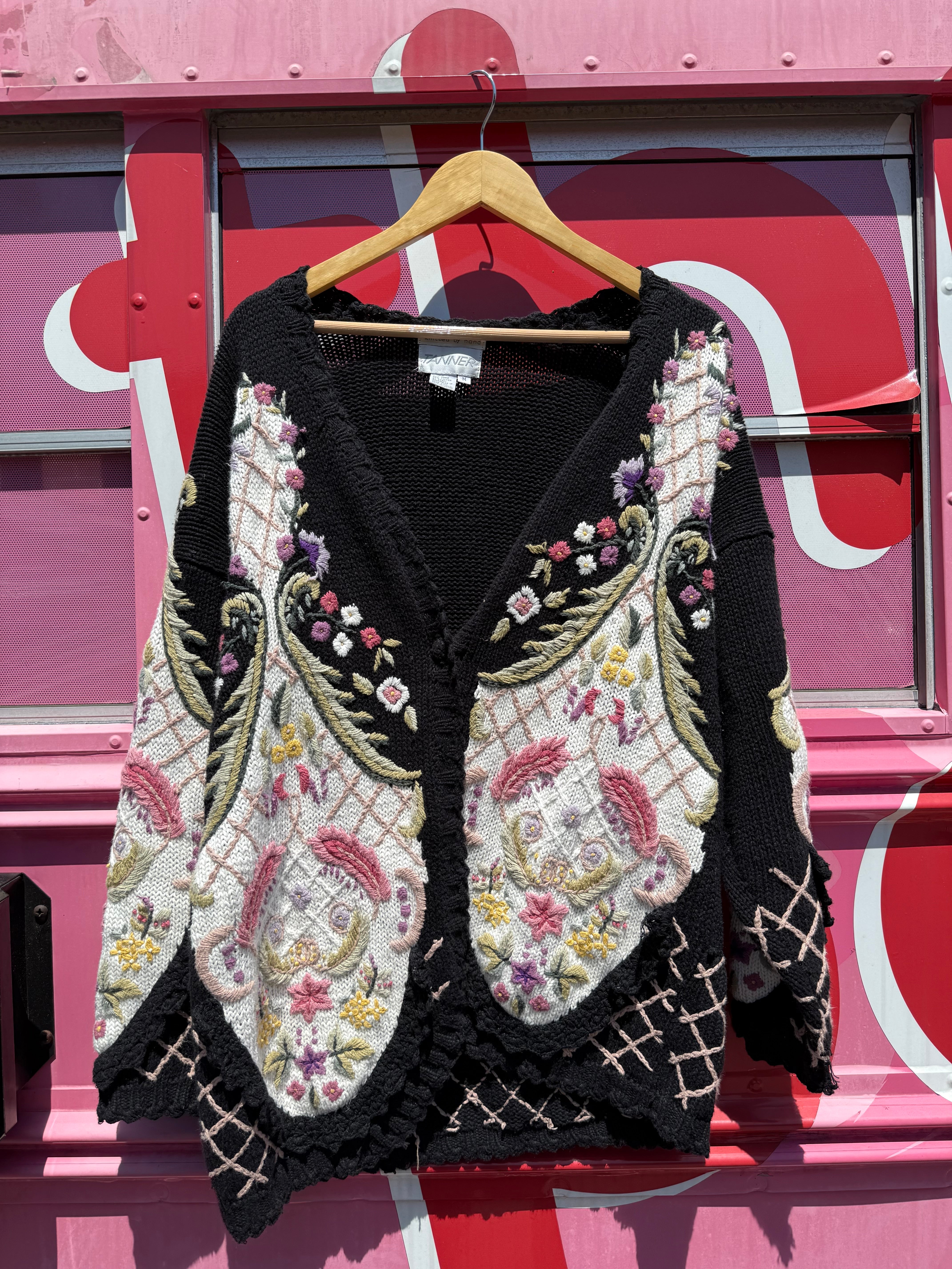 Black pink Tanner Vintage flower embroidered cardigan, M