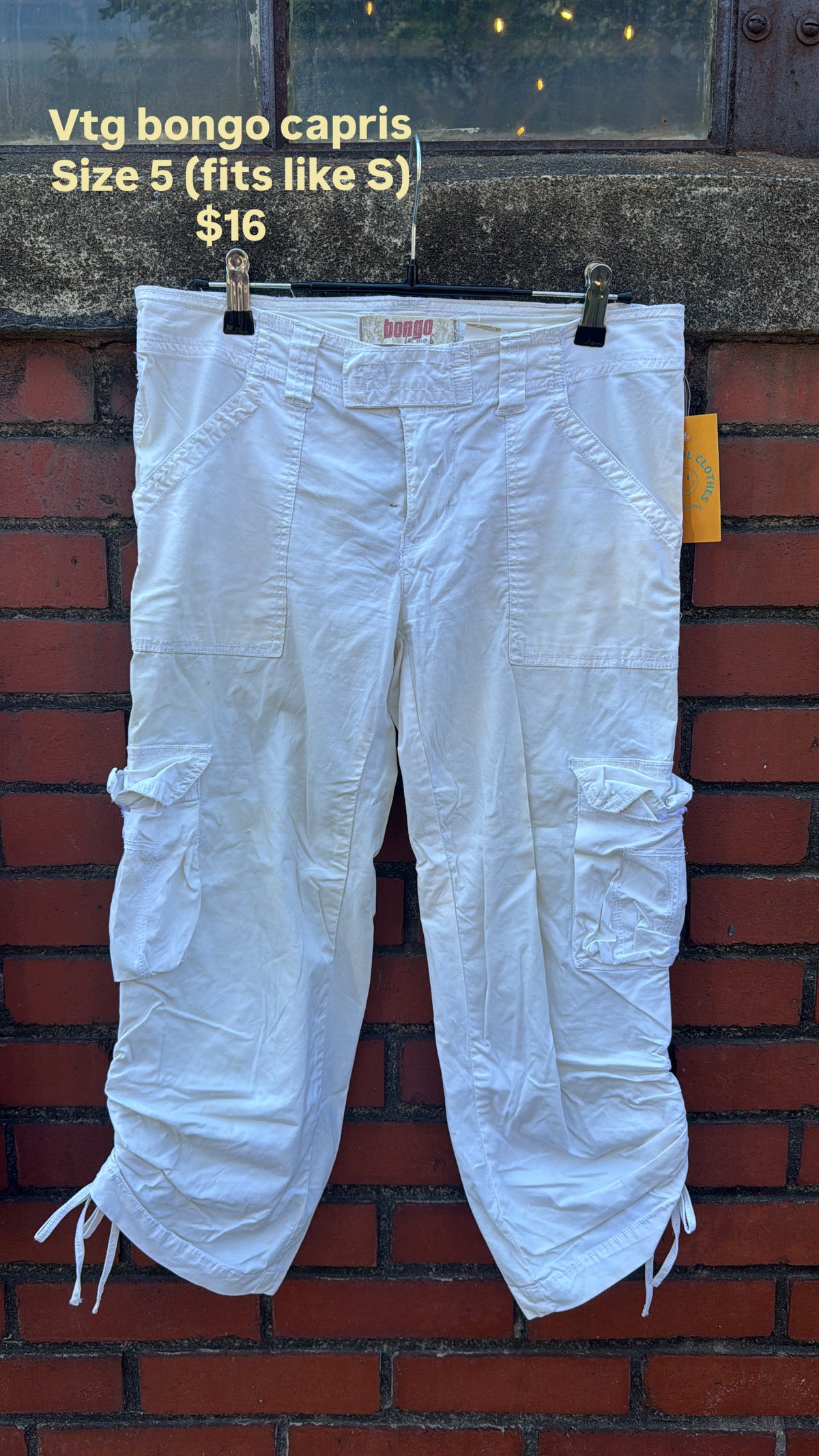 White Bongo Cargo capris, 5