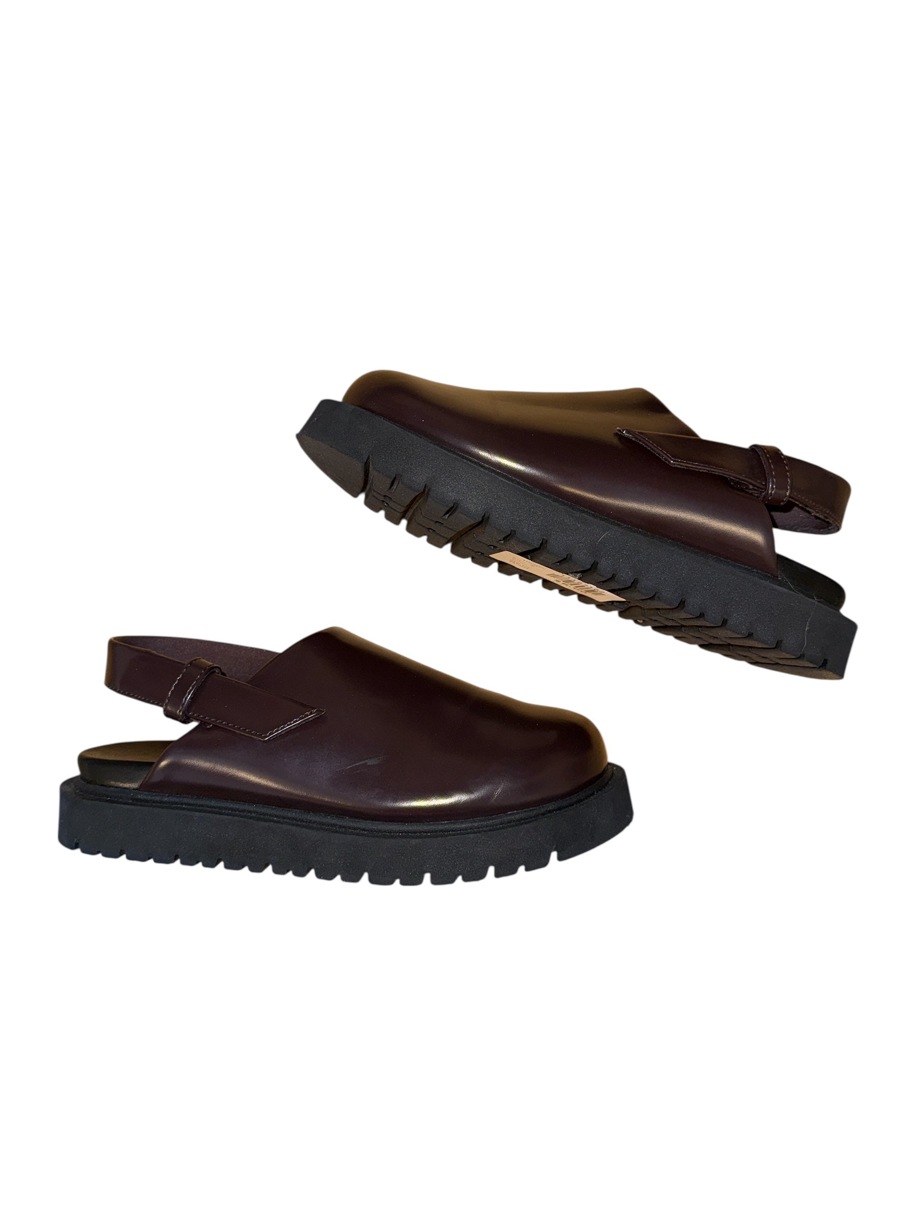 Brown Uniqlo Slip on sandal, 6-6.5