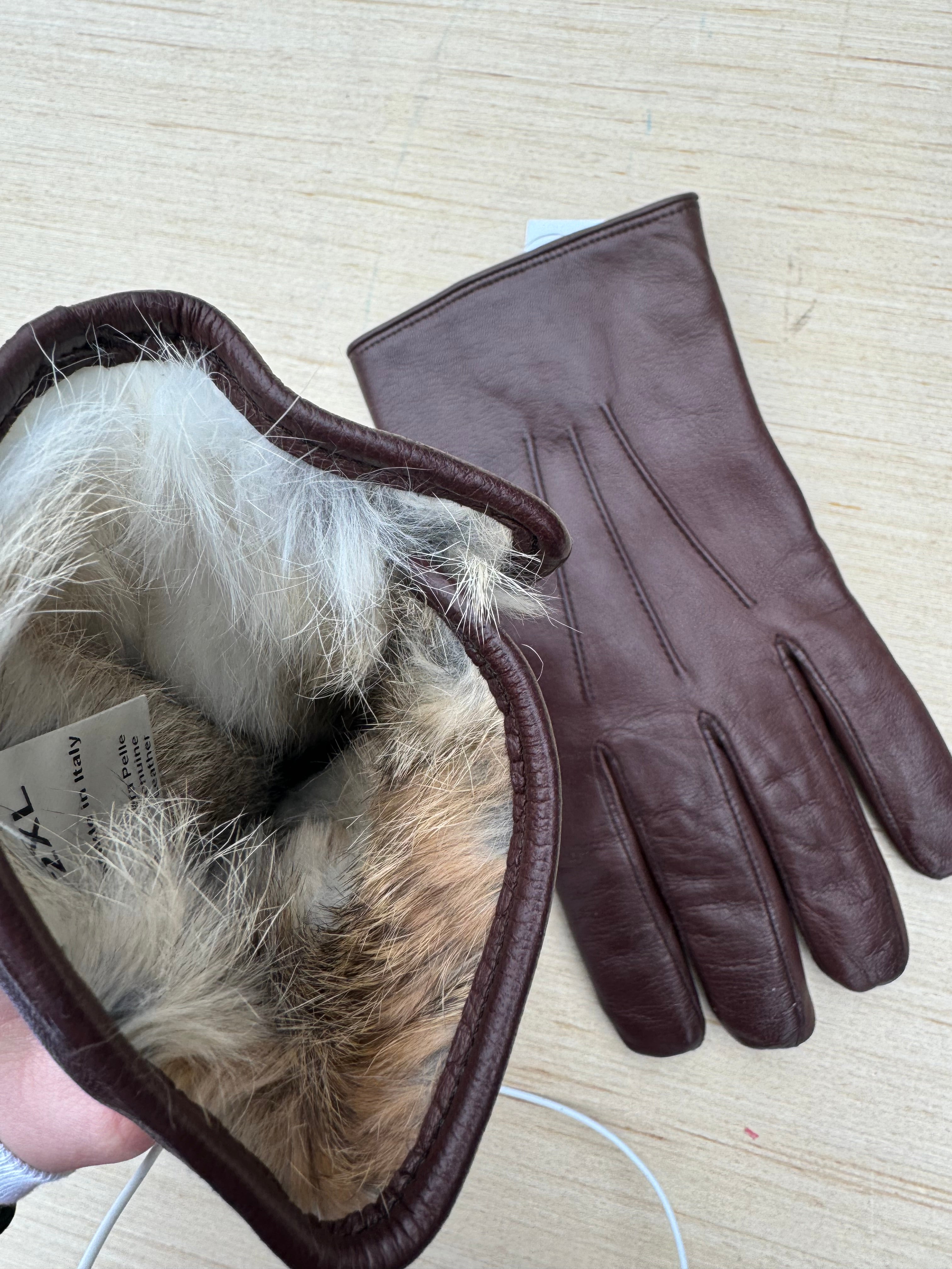 rabbit fur gloves