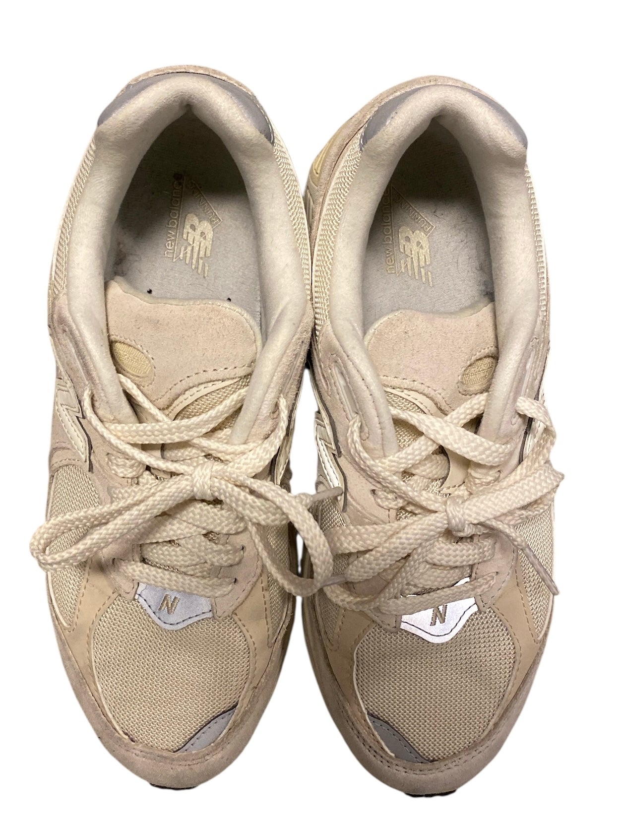 beige white new balance 2002r sneaker, 7.5