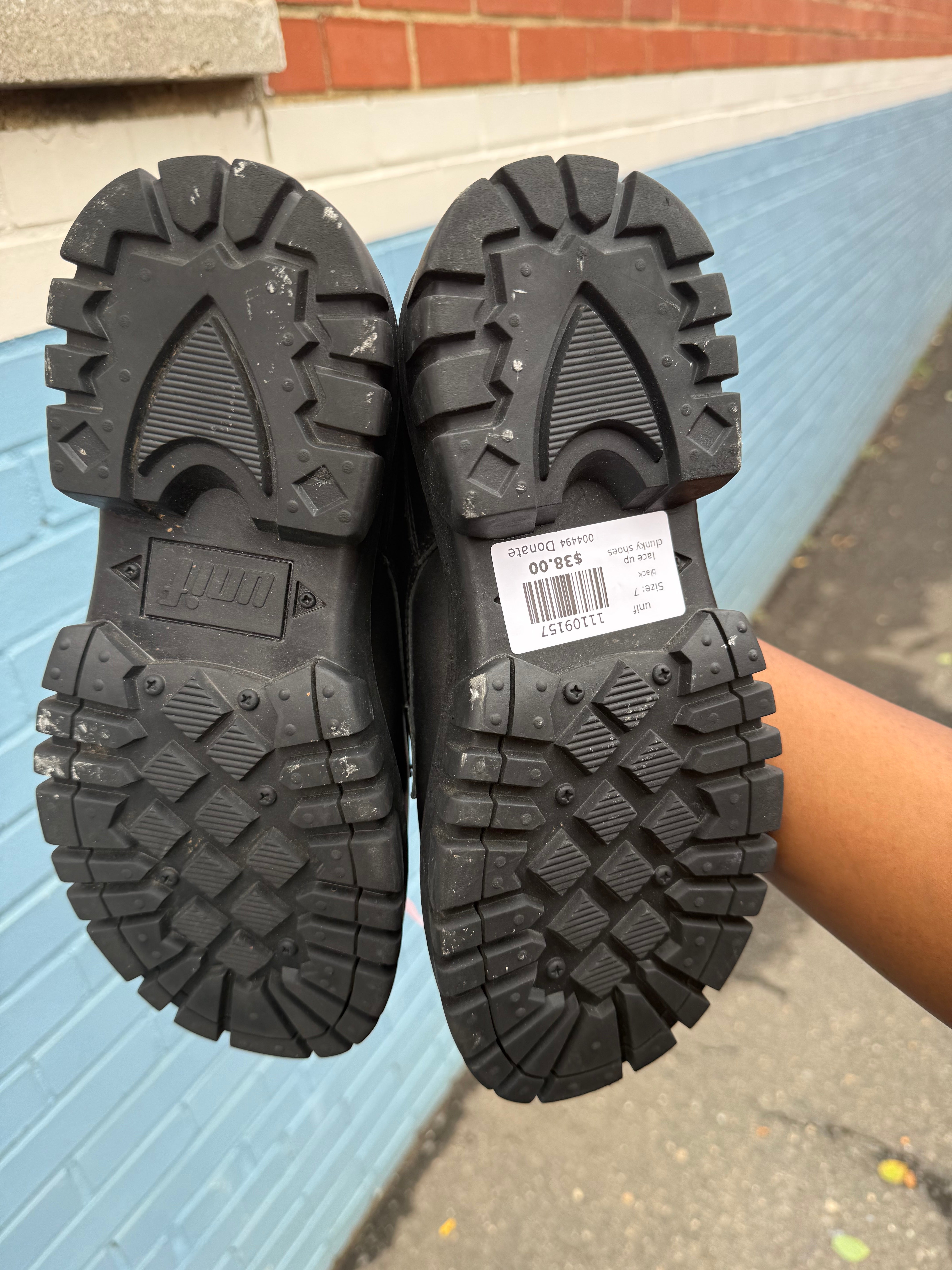 black unif lace up clunky shoes, 7