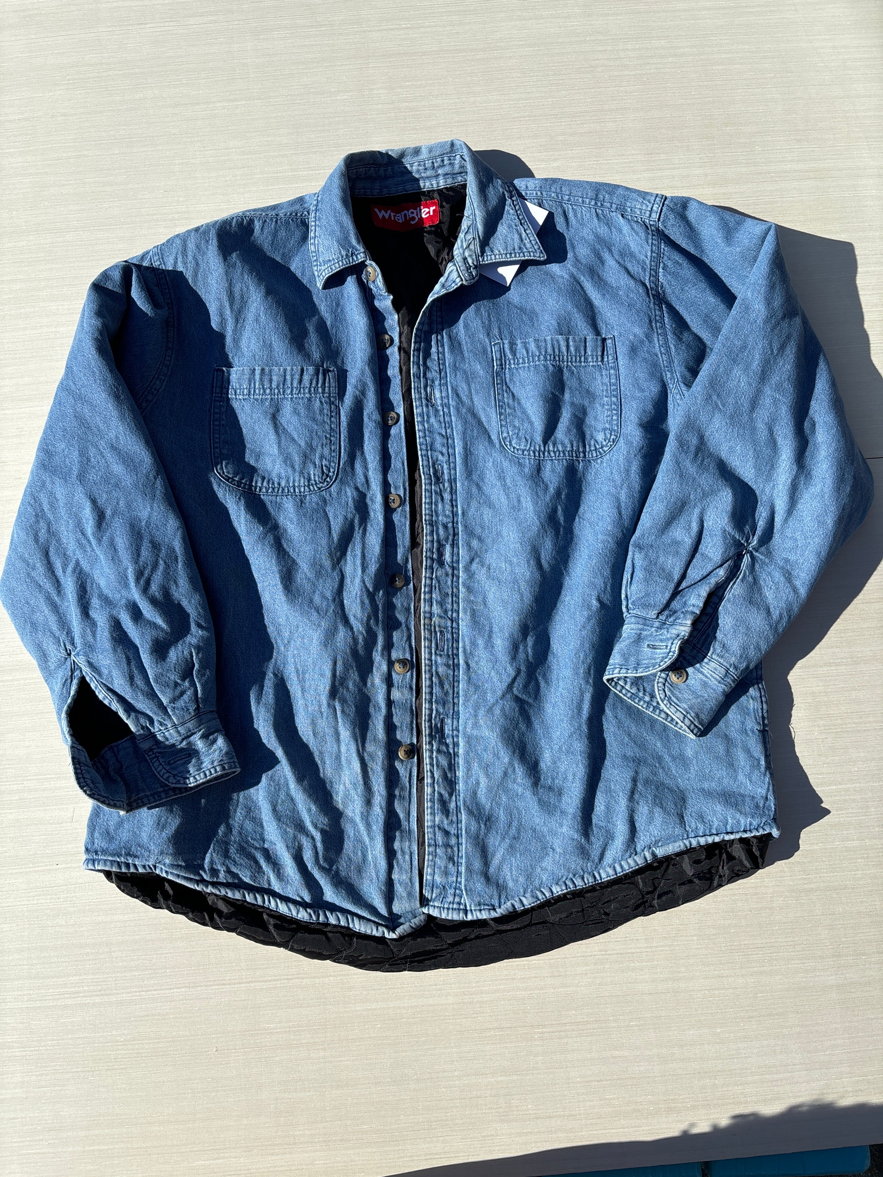 blue wrangler denim jacket, L