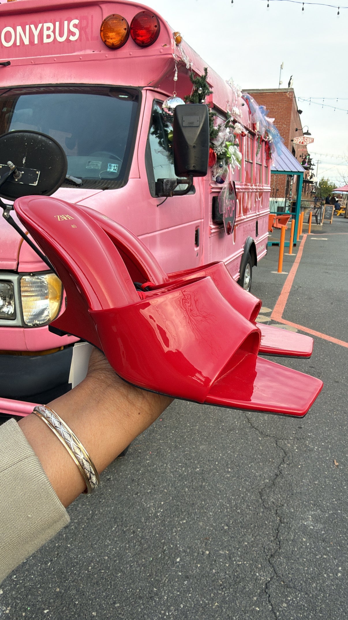 red zara nwt patent wedge, 40