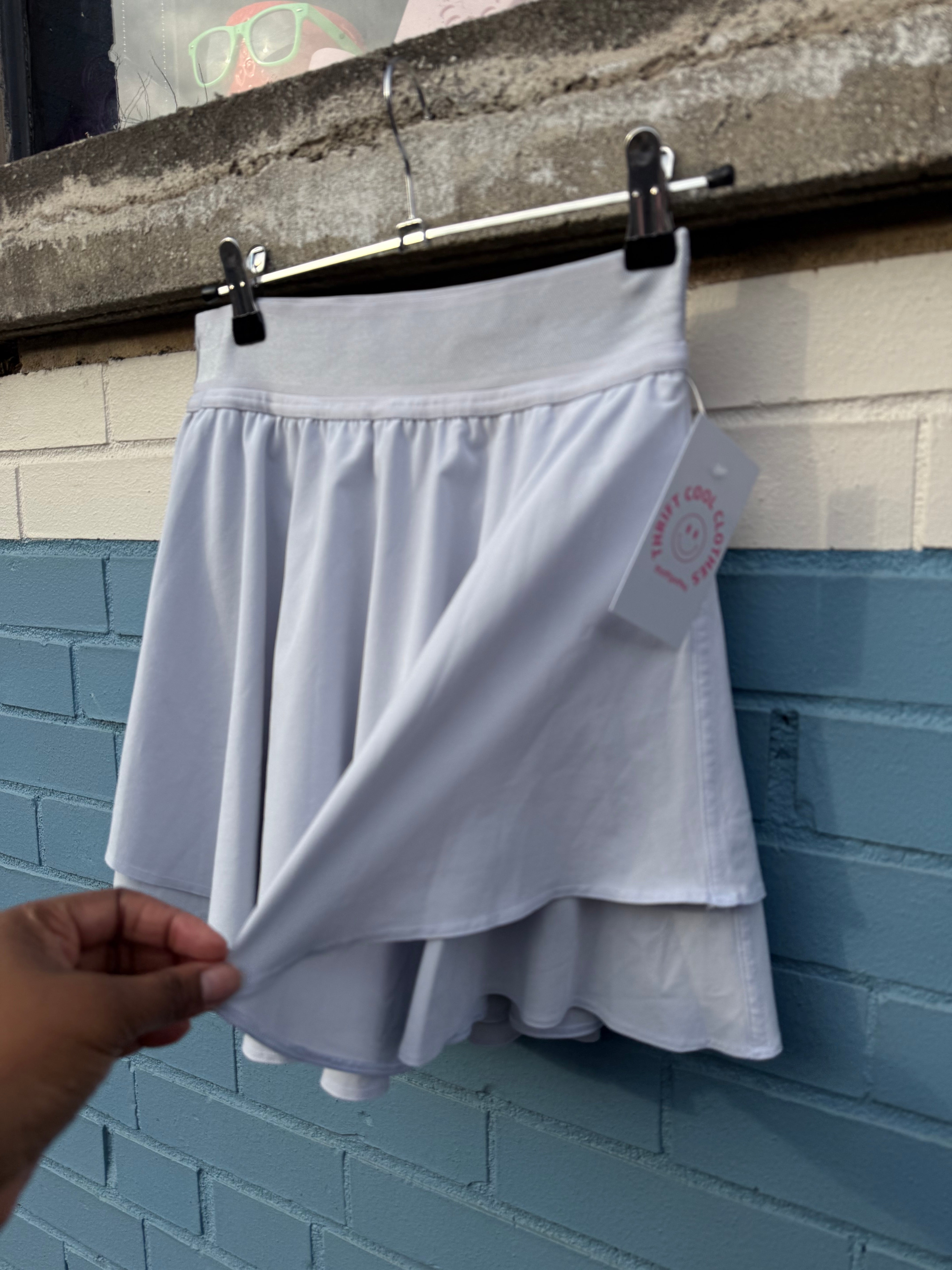 light gray lululemon tennis skirt, 4
