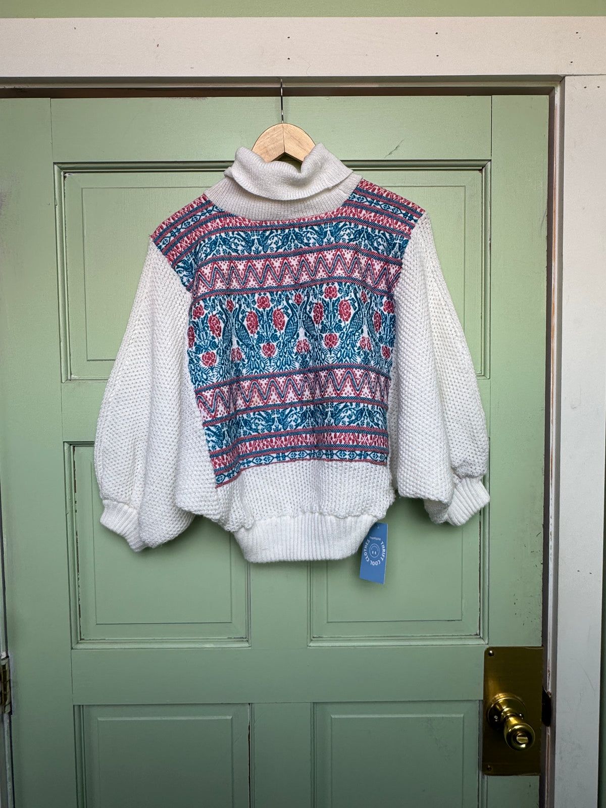 Blue pink Vtg turtle neck sweater