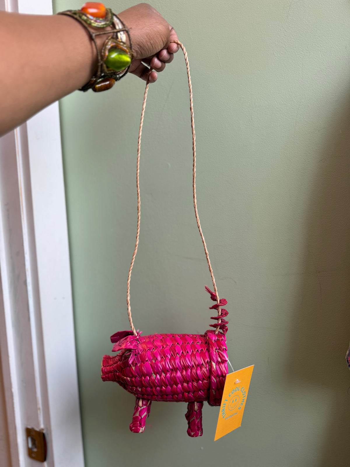 pink cornhusk pig purse :')