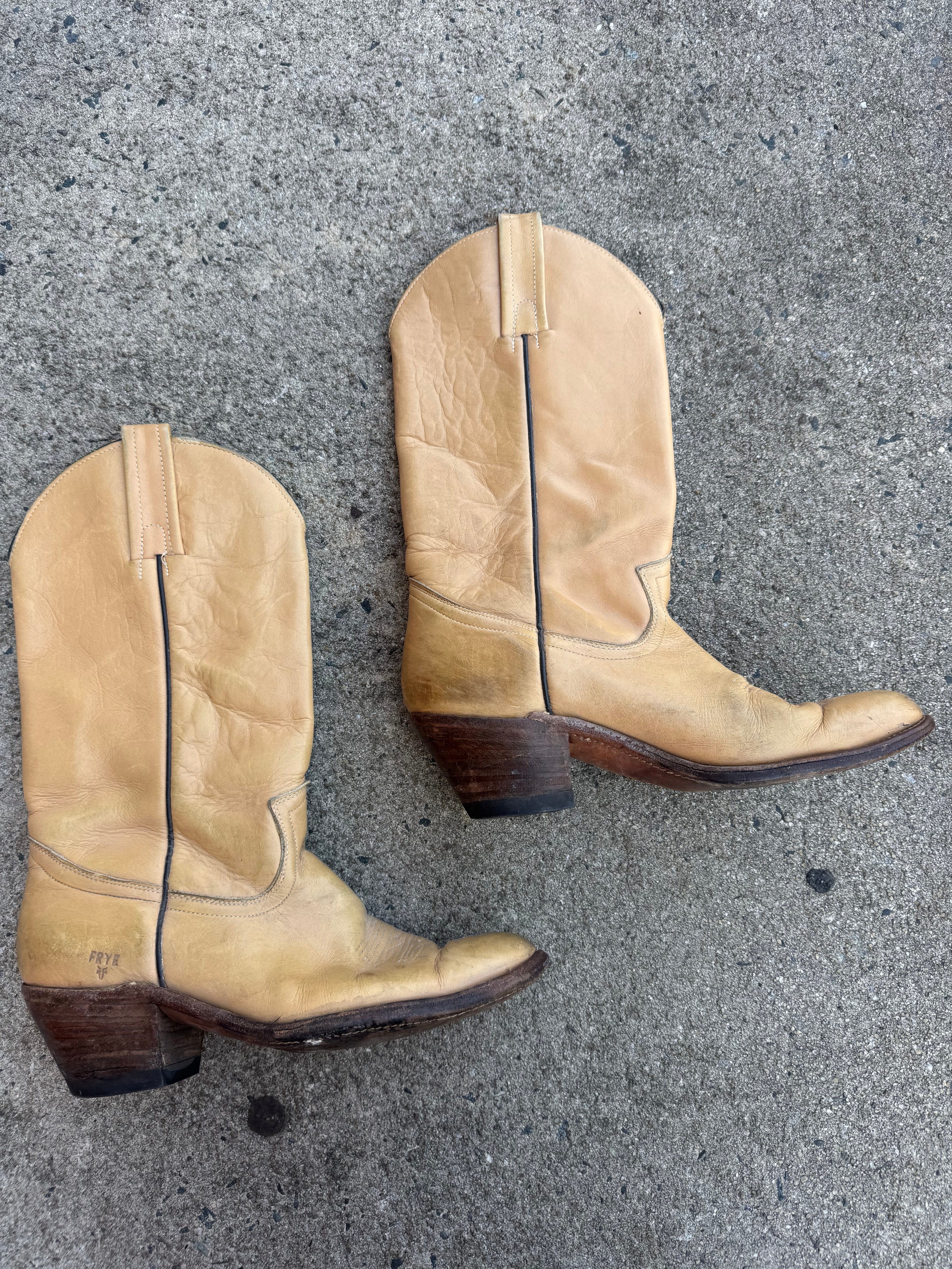 Light brown Frye Vtg western boots, Women’s 10