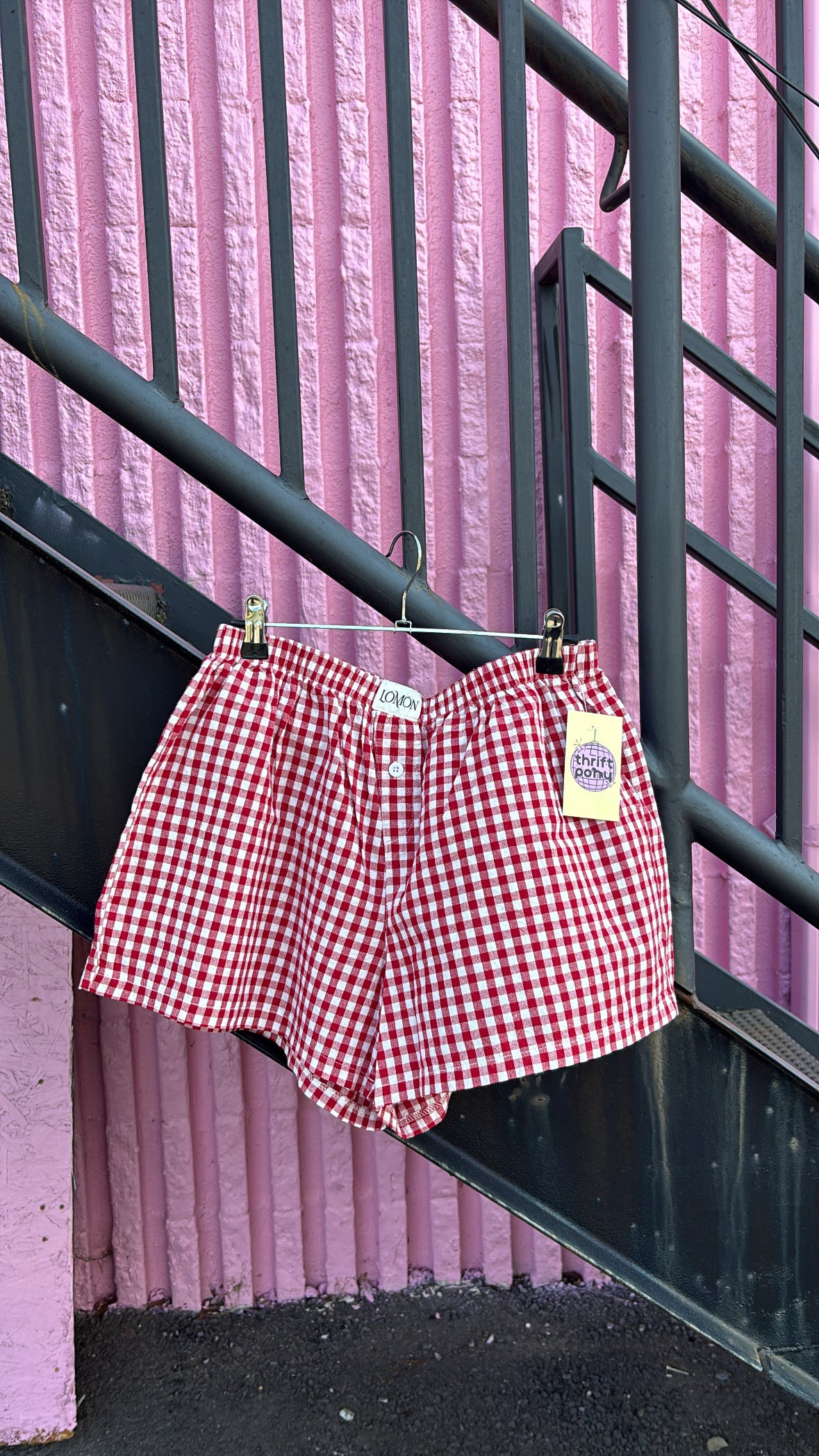 red white lomon gingham shorts, l