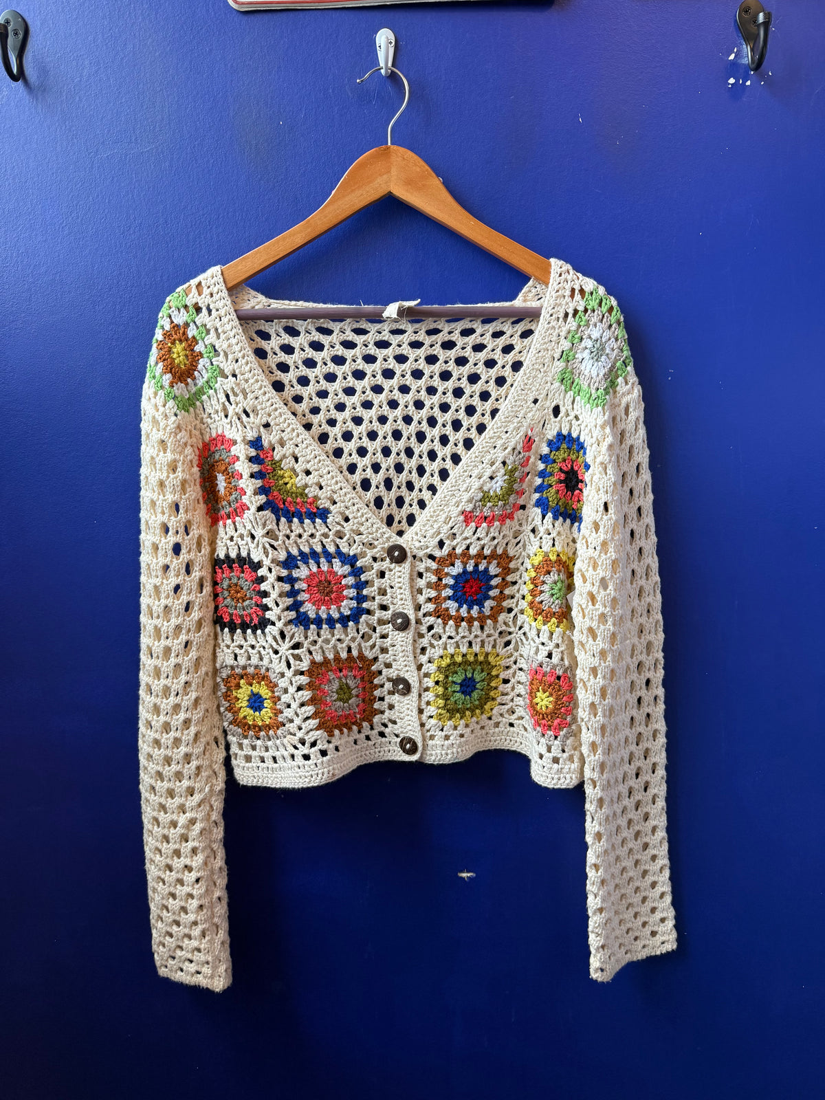 cream blue pink brown debut crochet square cardigan, m