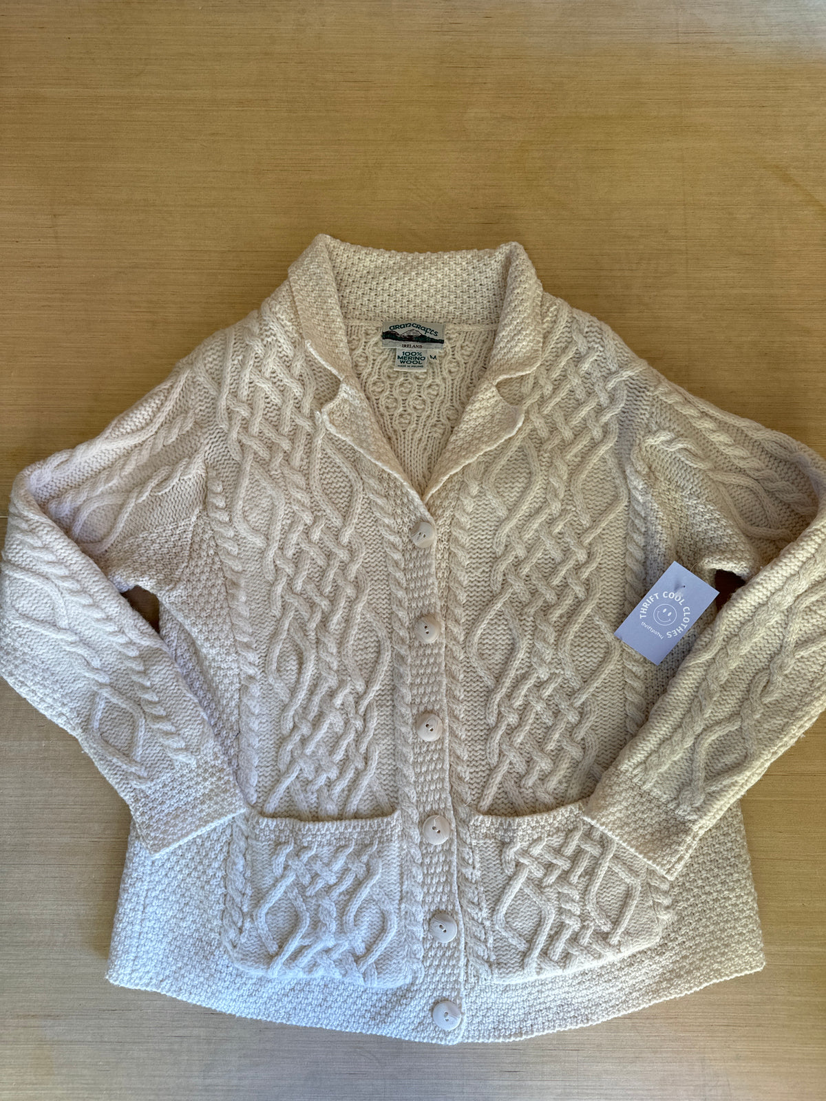 beige arancrafts cable knit merino wool cardigan, m