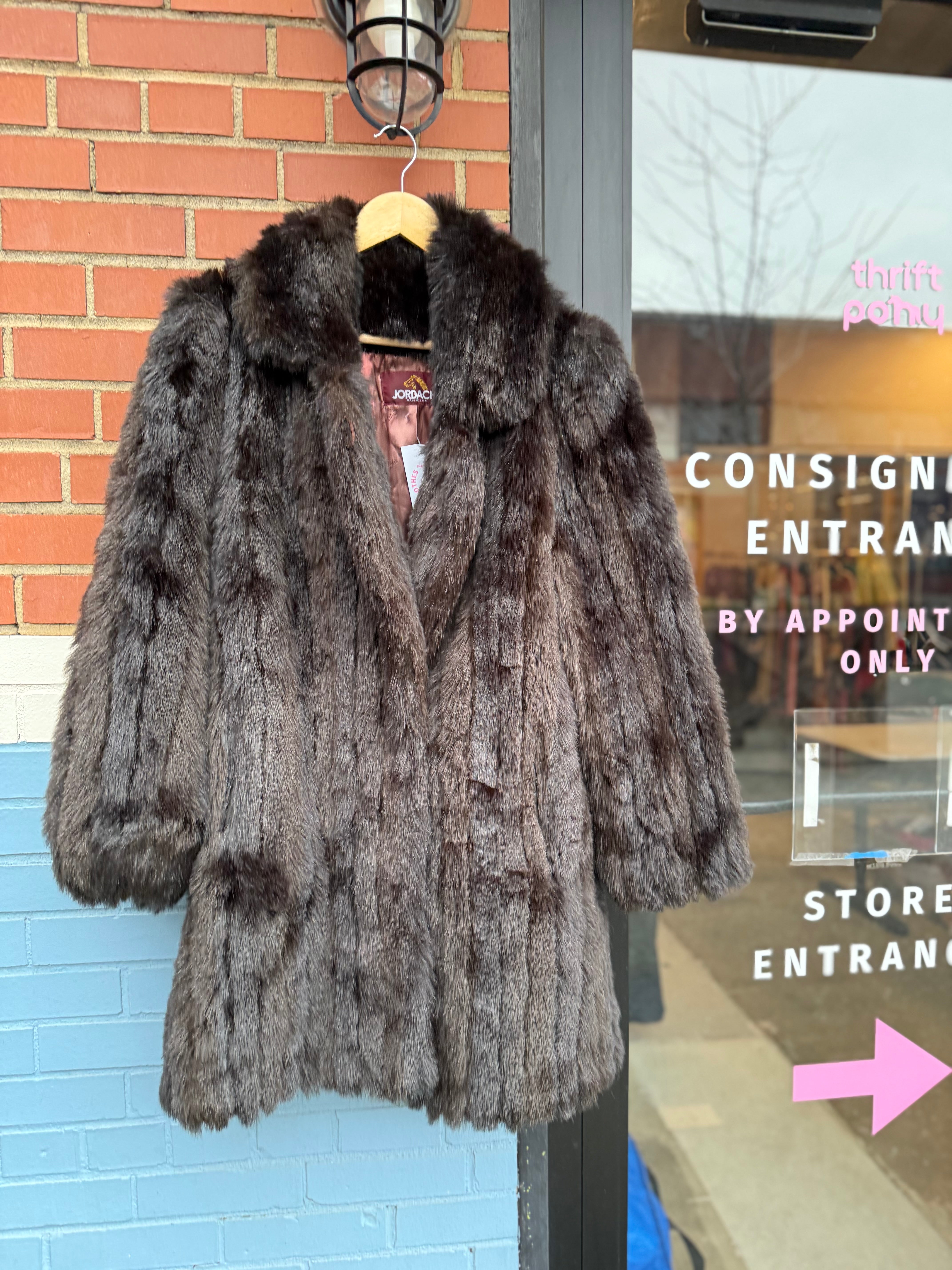 dark brown/black jordache vtg 80s faux fur coat, 9/10