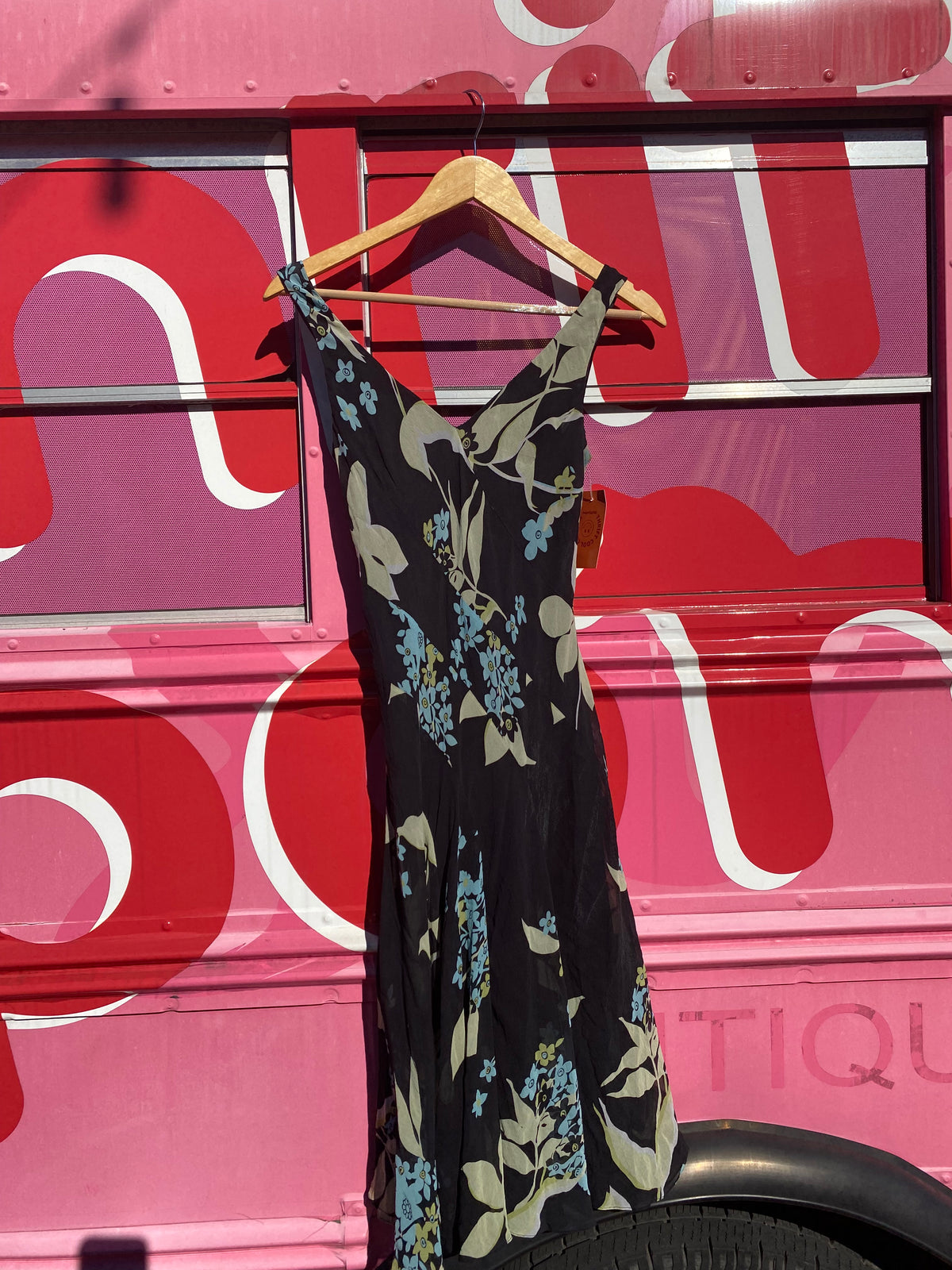 blue black floral flow maxi dress, s
