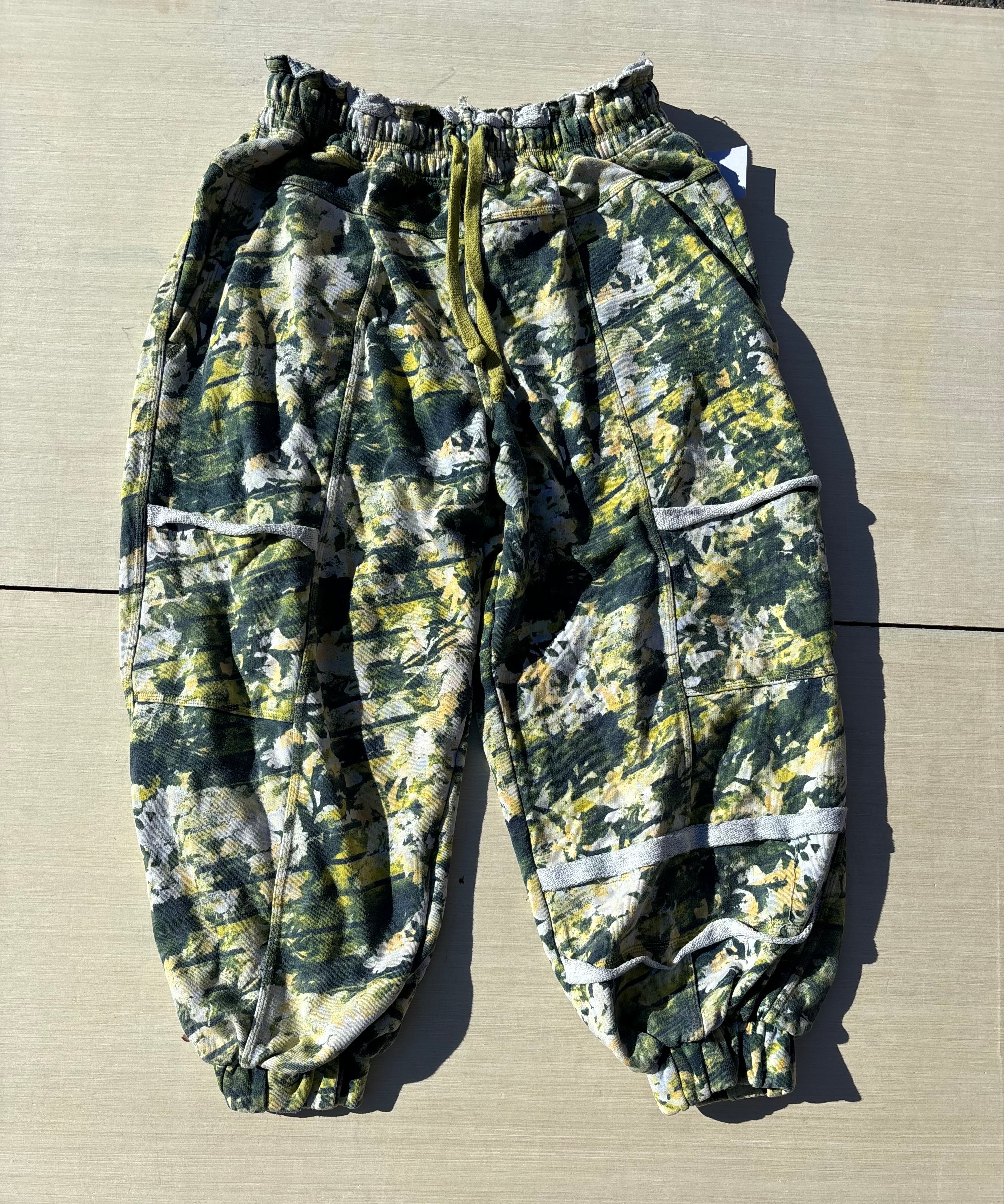 green free people floral sweatpants, S