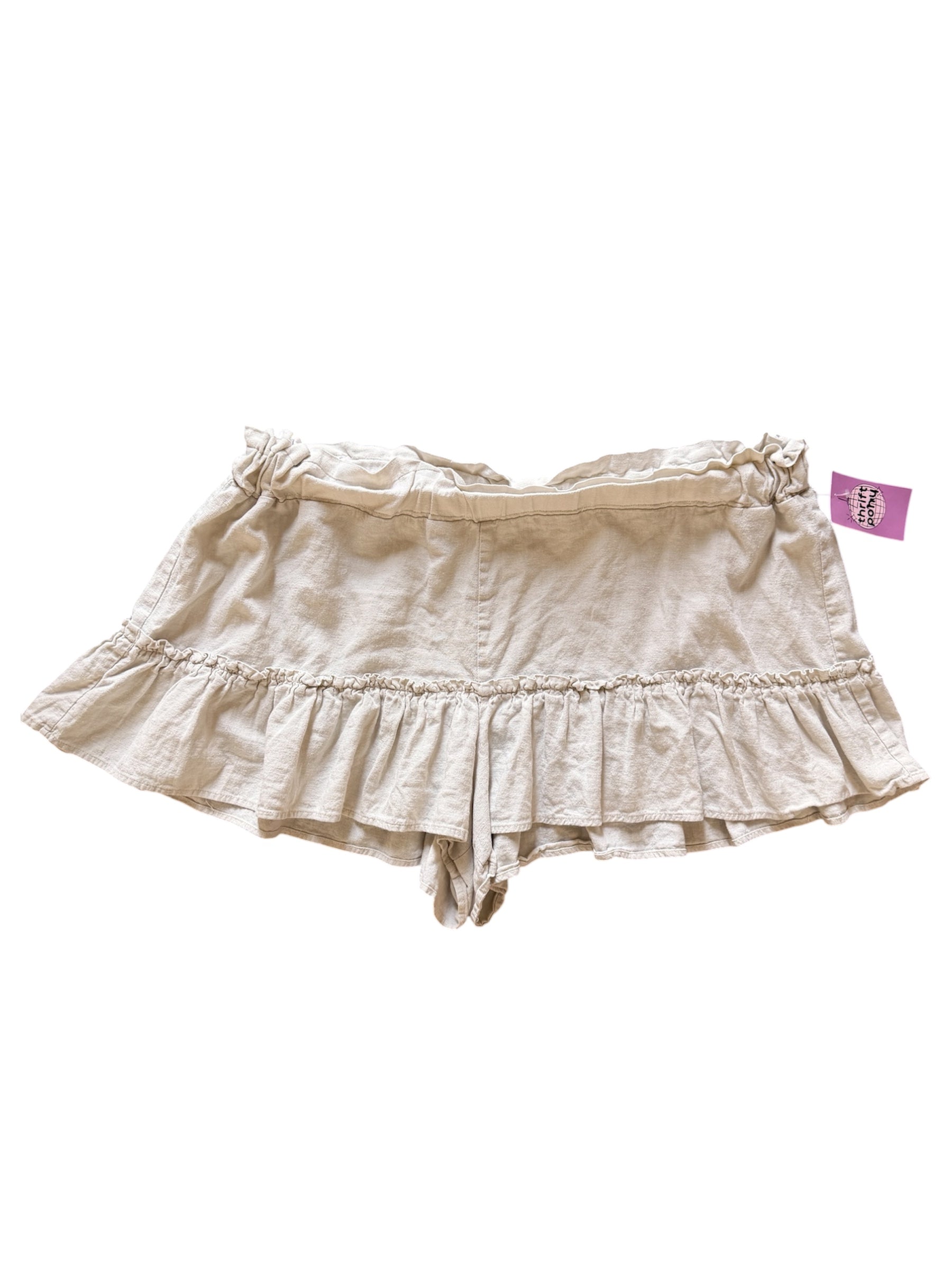 beige vanilla star ruffle shorts, 3x