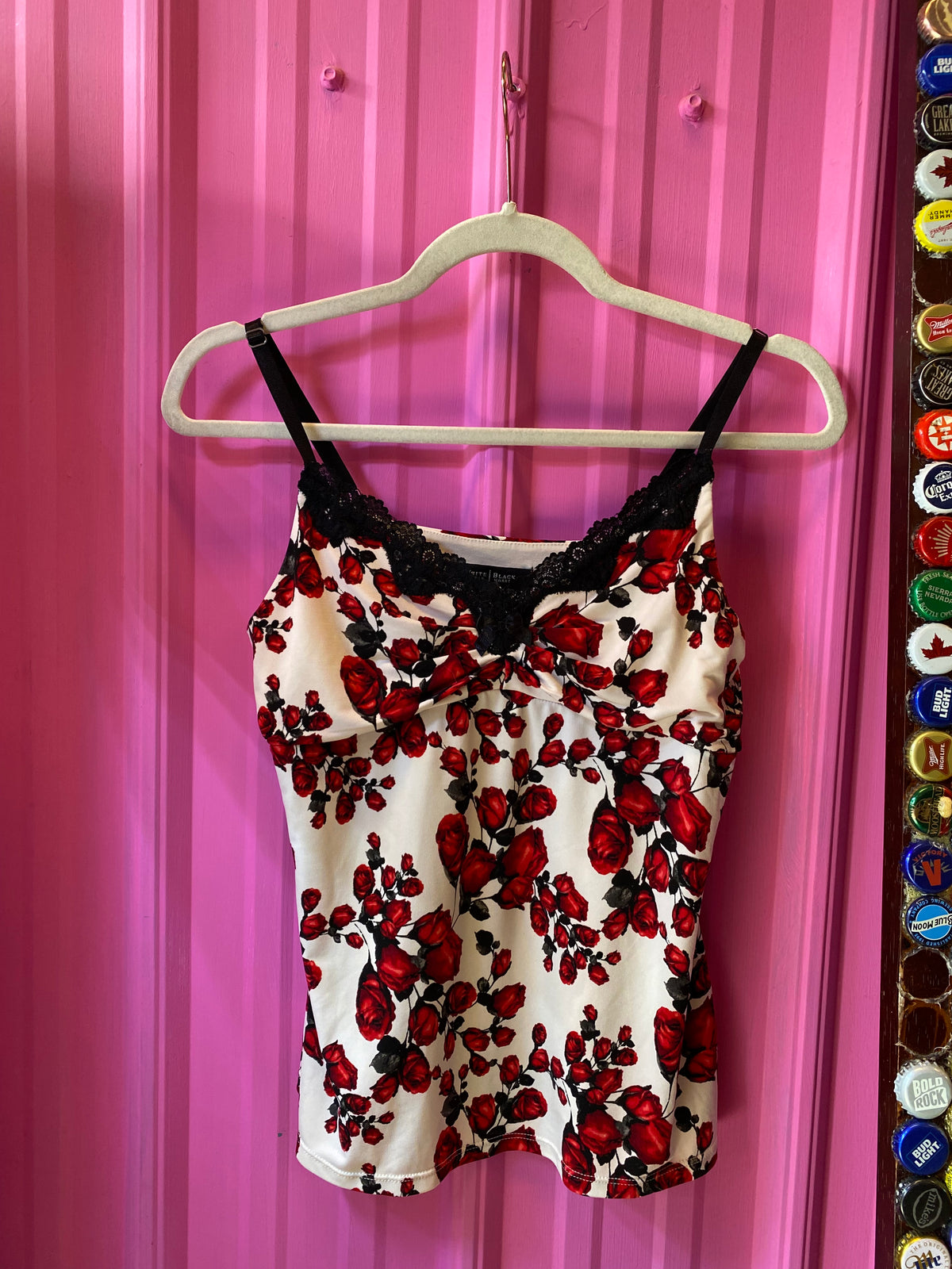 white red black white house black market rose lace tank, m