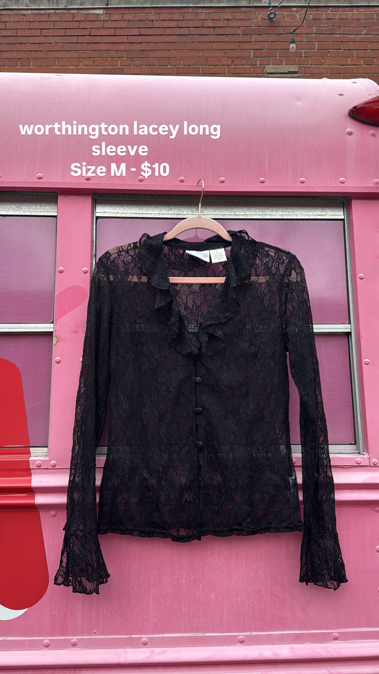 black worthington lace ruffle ls, m