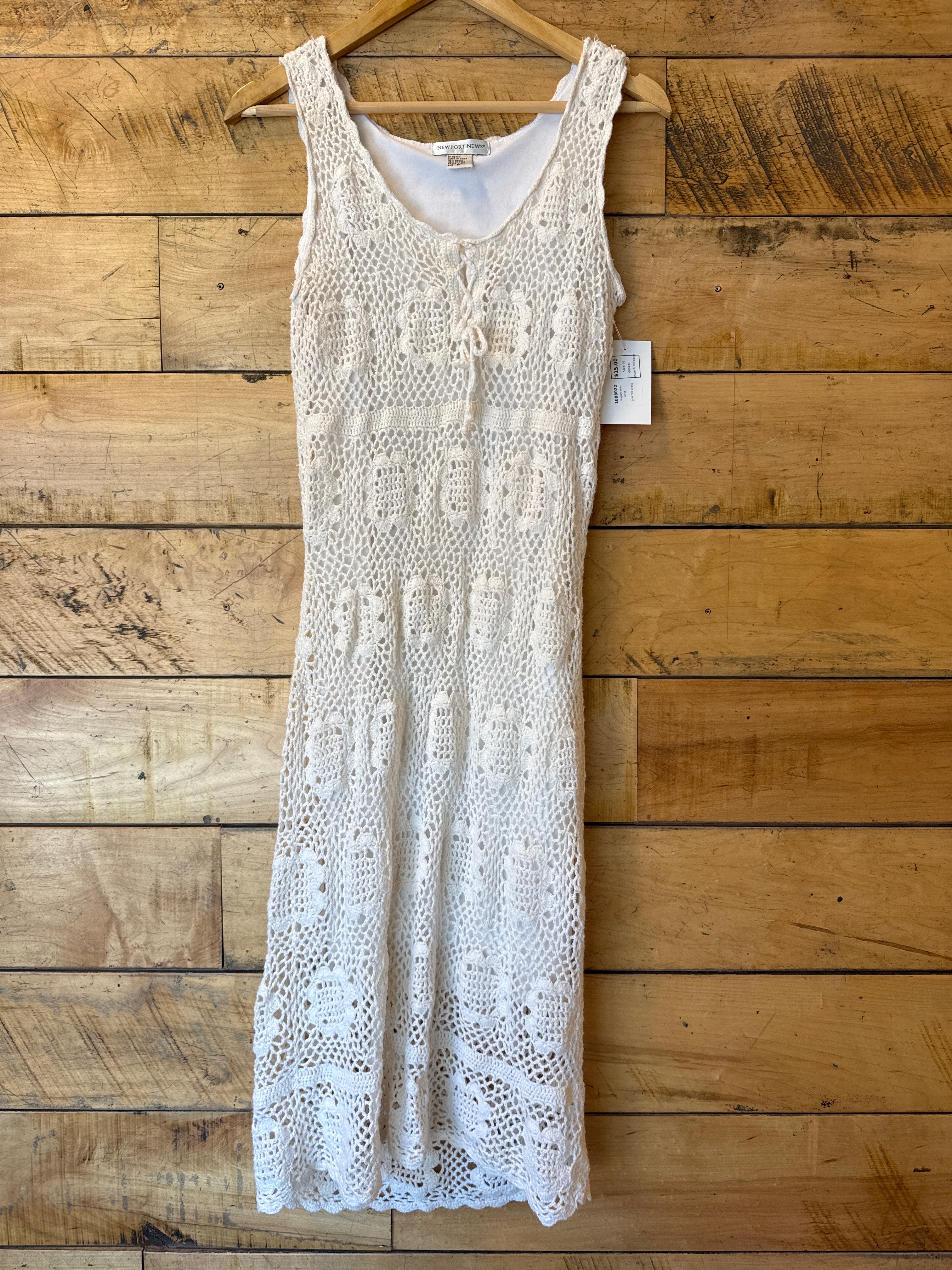 white newport news crochet dress, M
