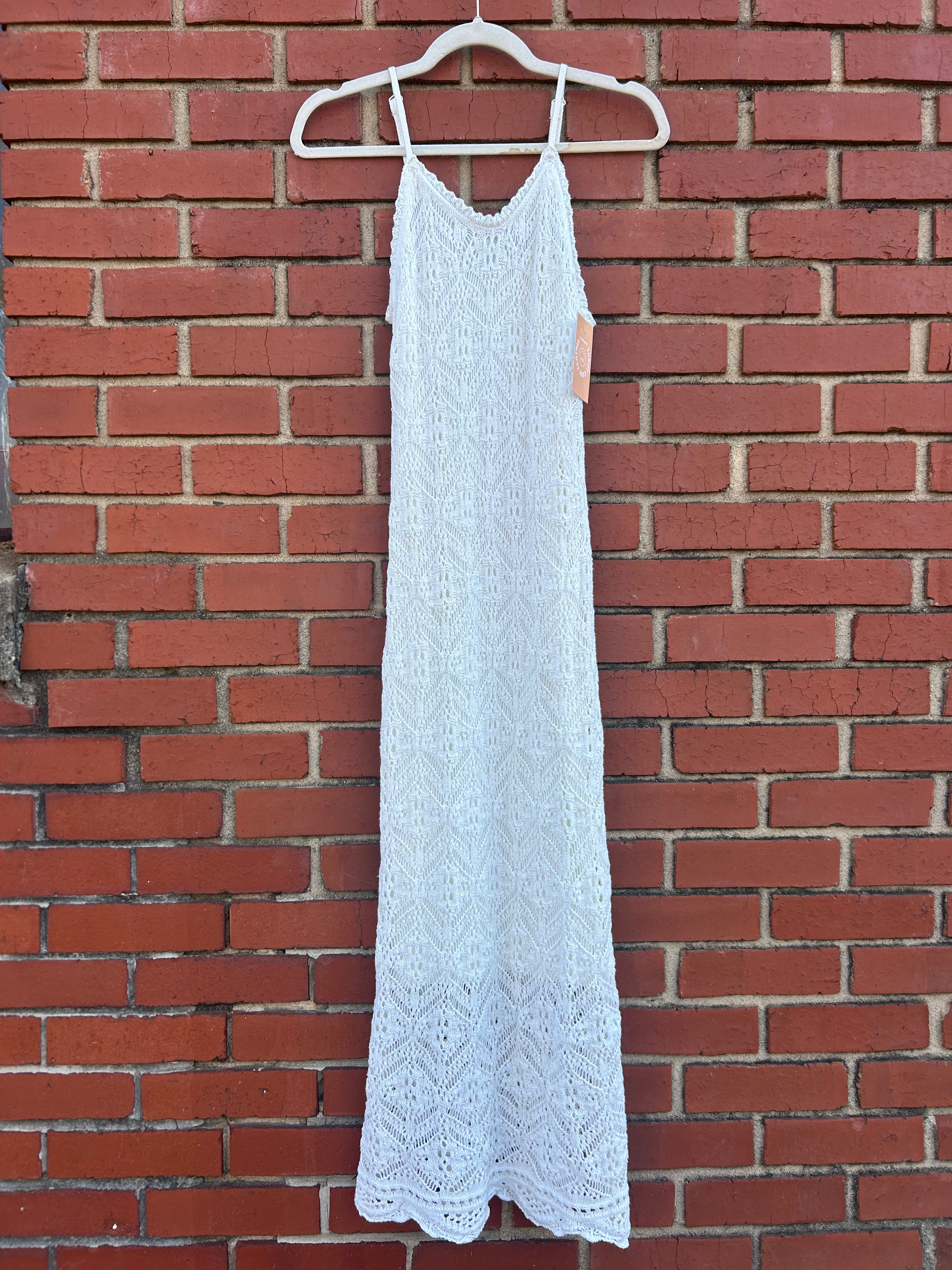 white freshman 1996 crochet maxi, m
