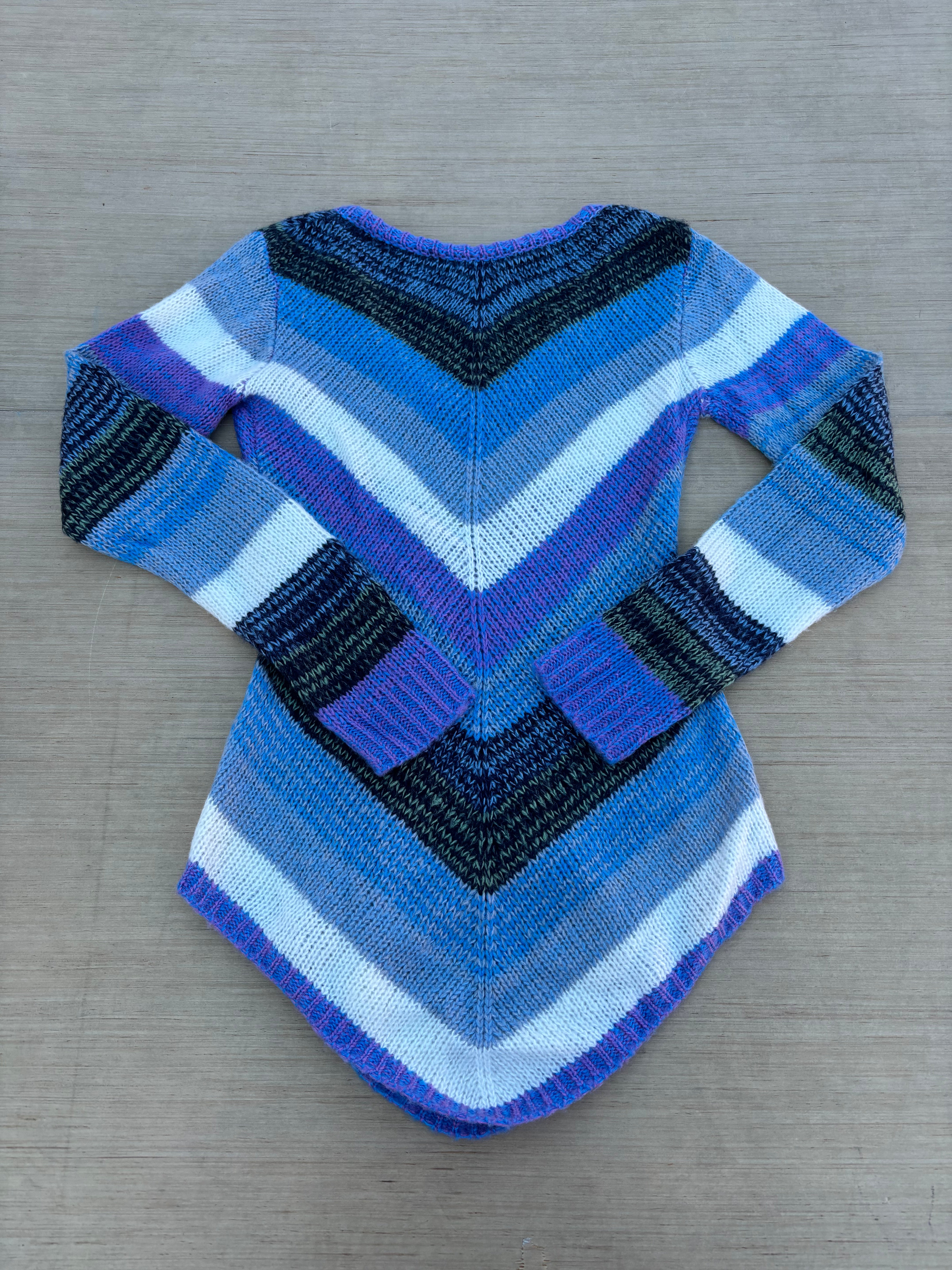 blue bongo v neck sweater, s