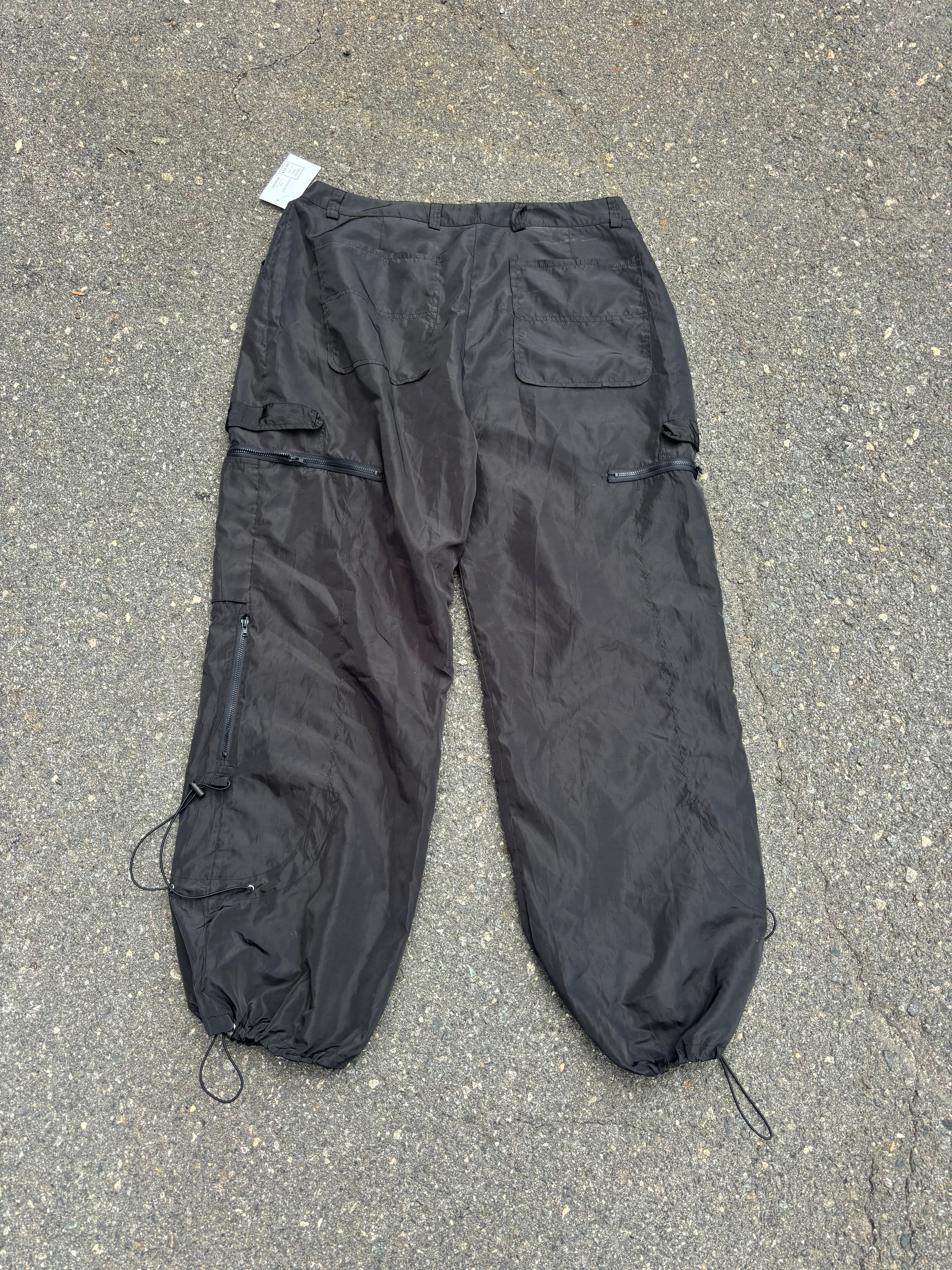 Black Pretty little thing Cargo track pants, 14