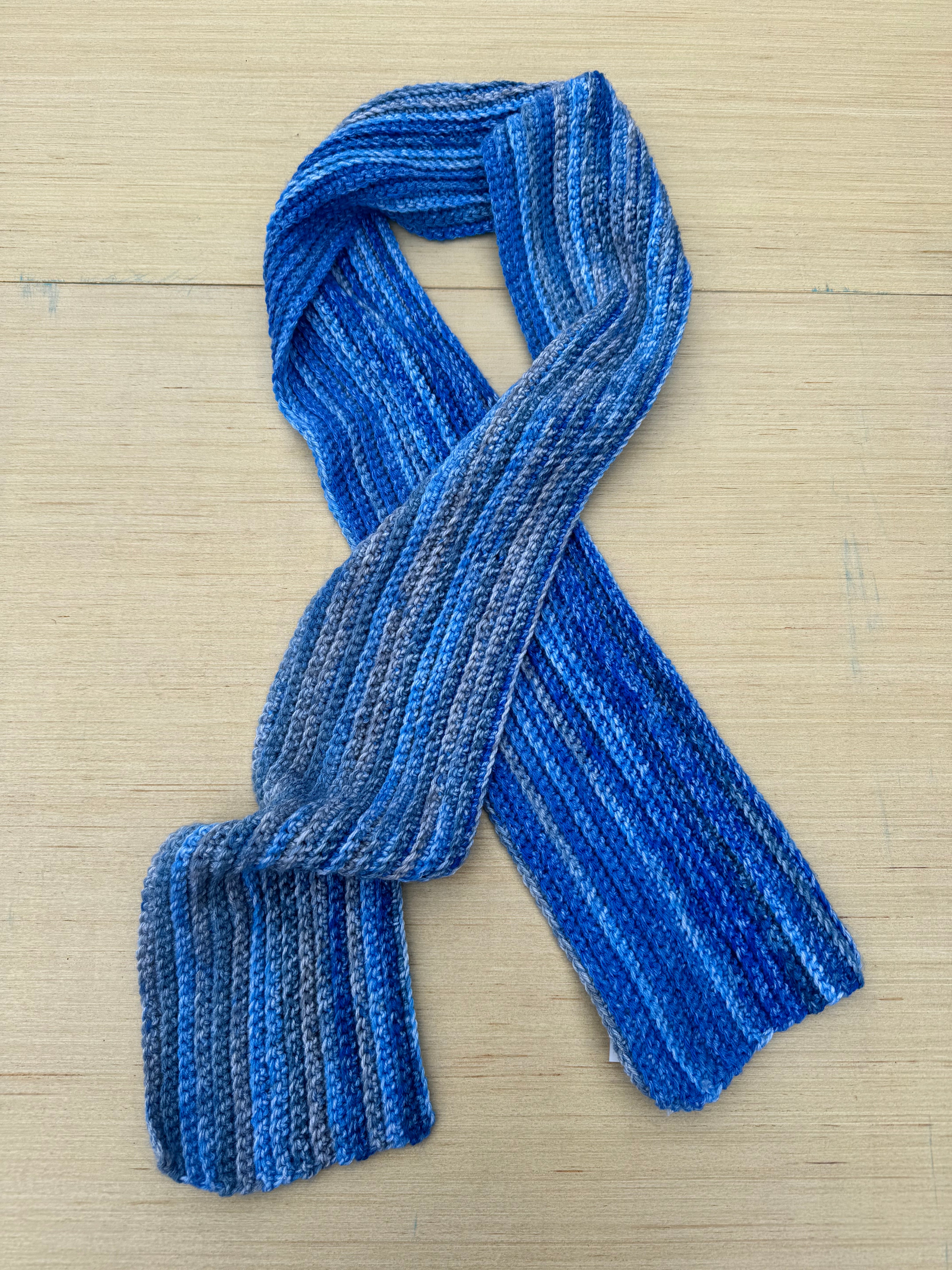 blue  knit scarf