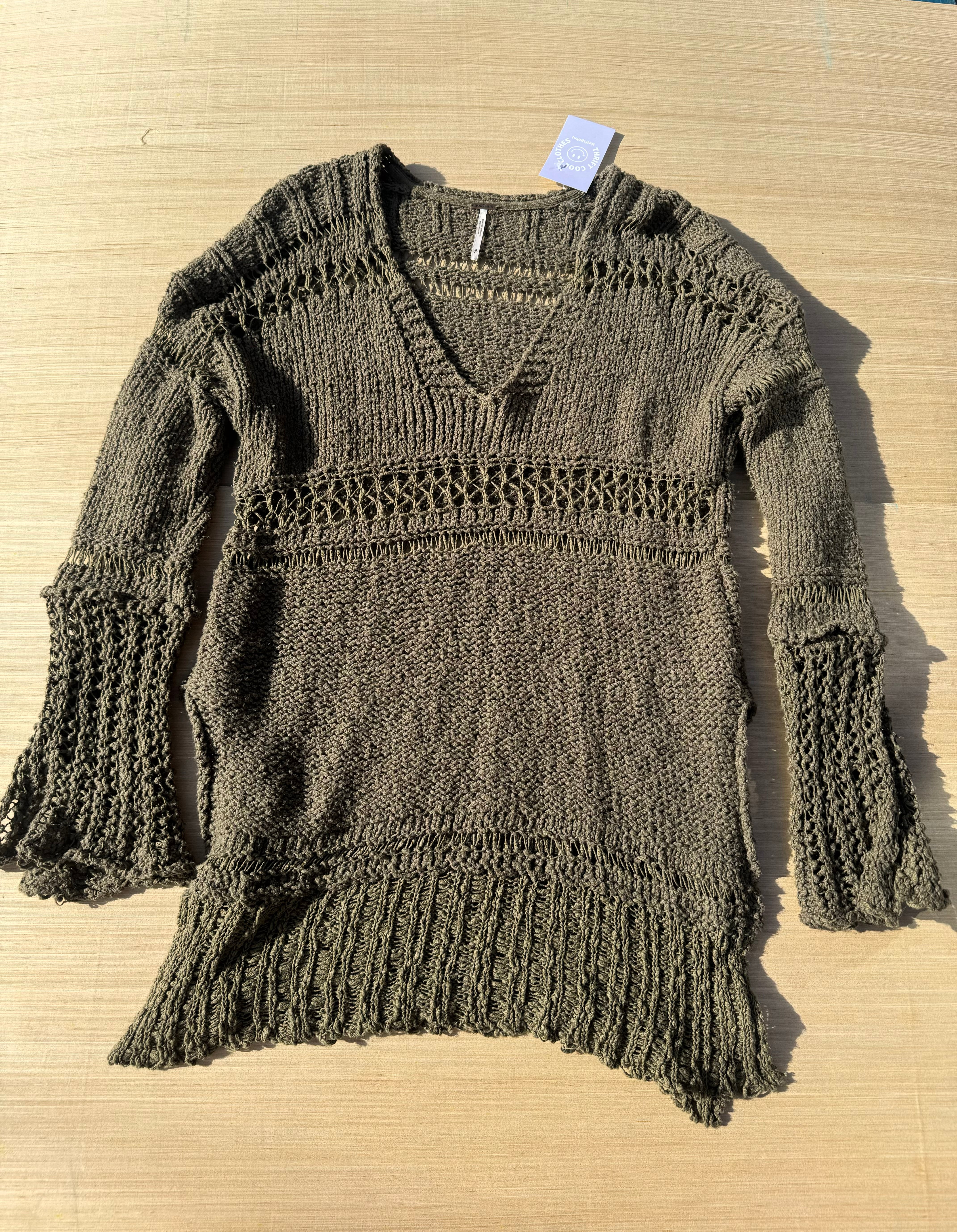 Olive Free people V neck sweater, M