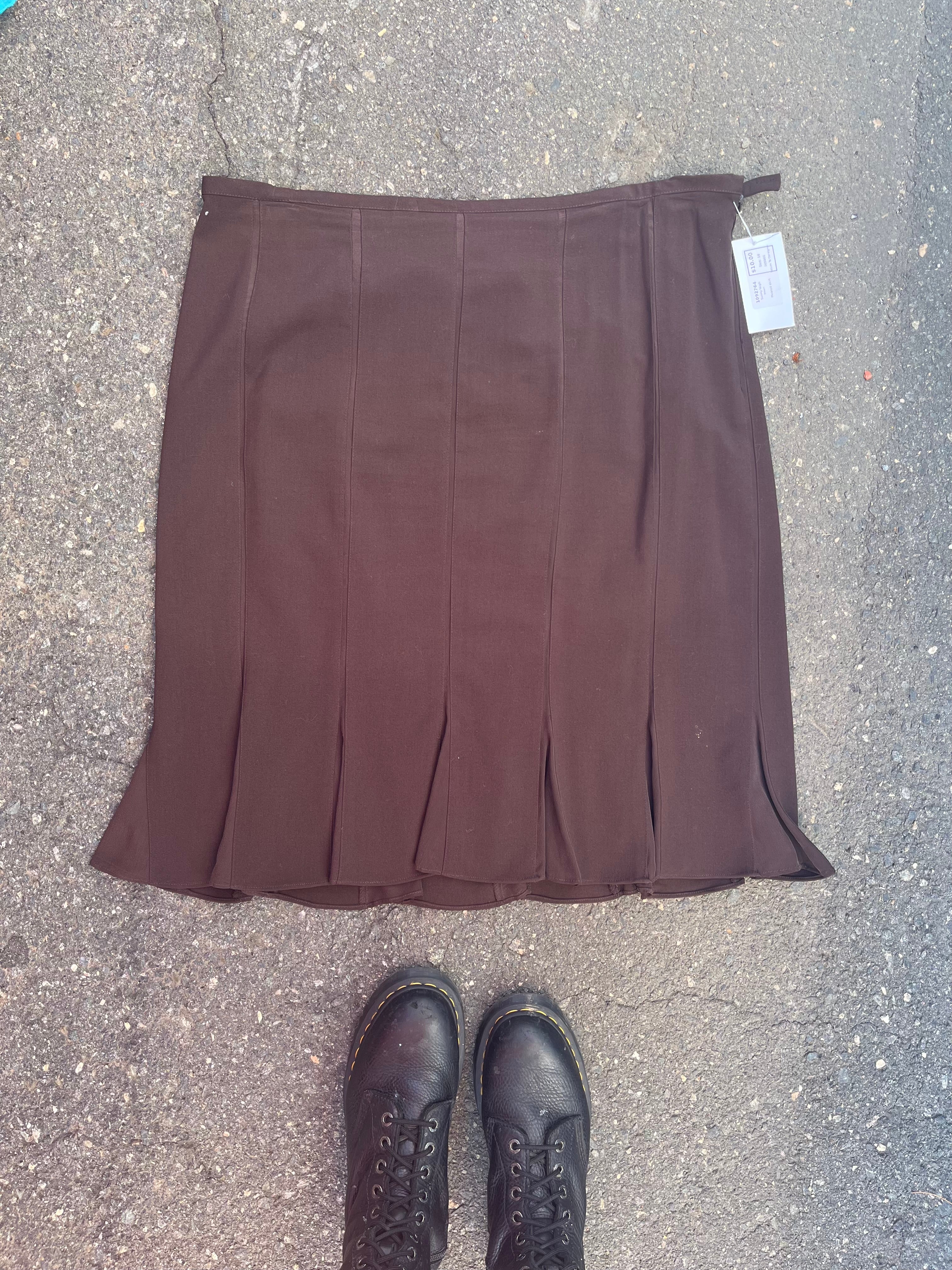 Brown Sunny leigh Pleated skirt, 18