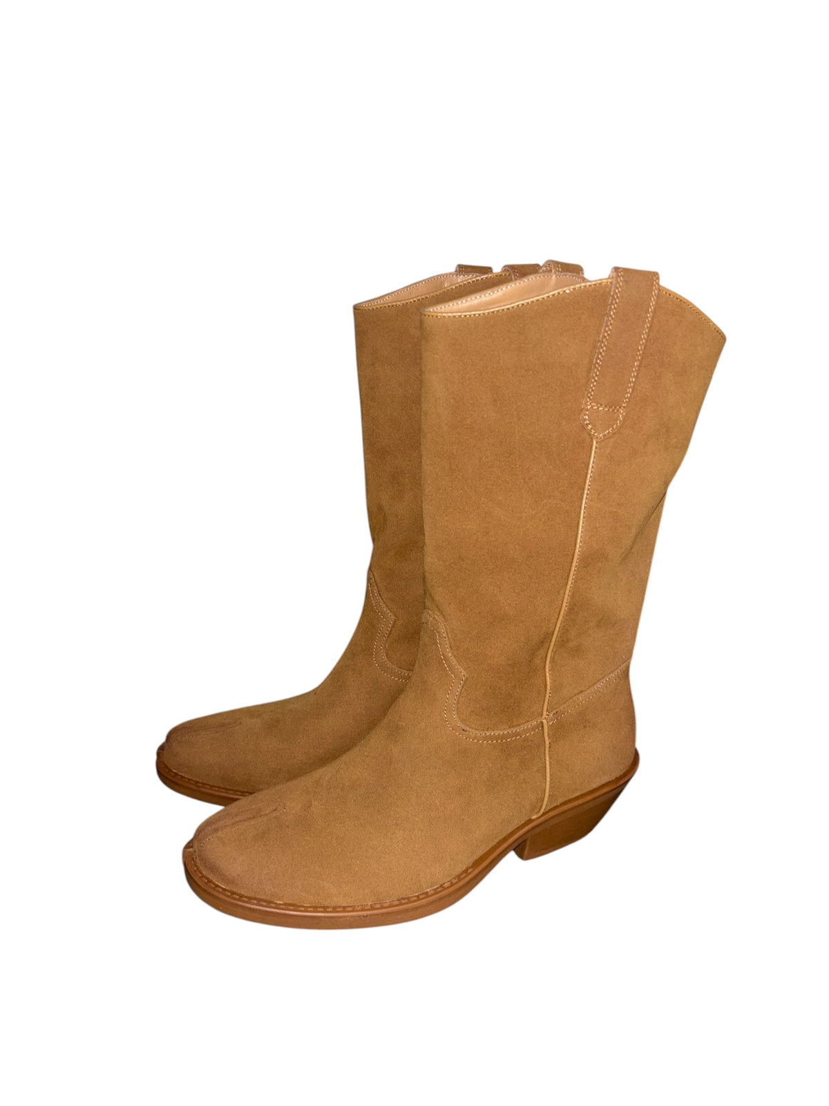 tan  tabi cowboy boots, 8.5