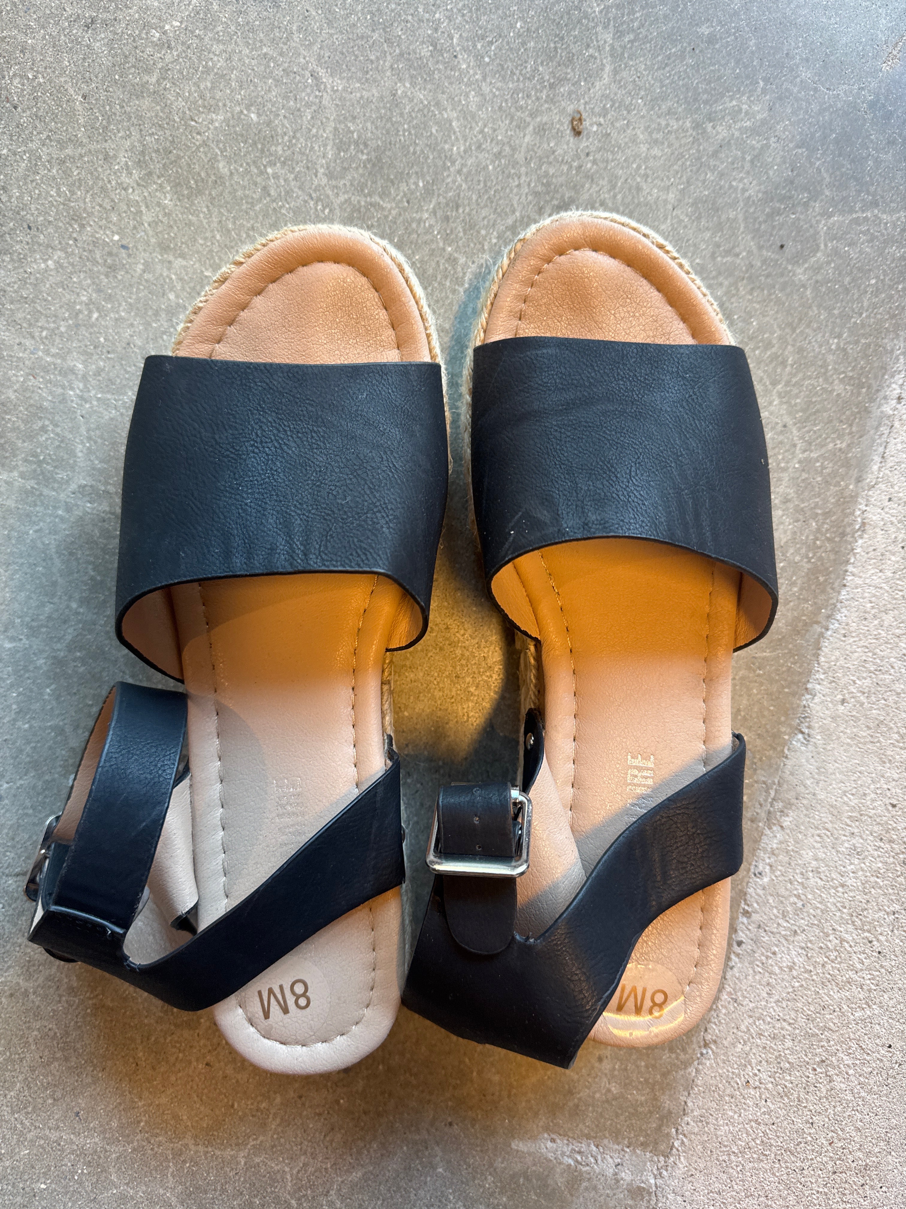 black beige cushionaire wedges, 8