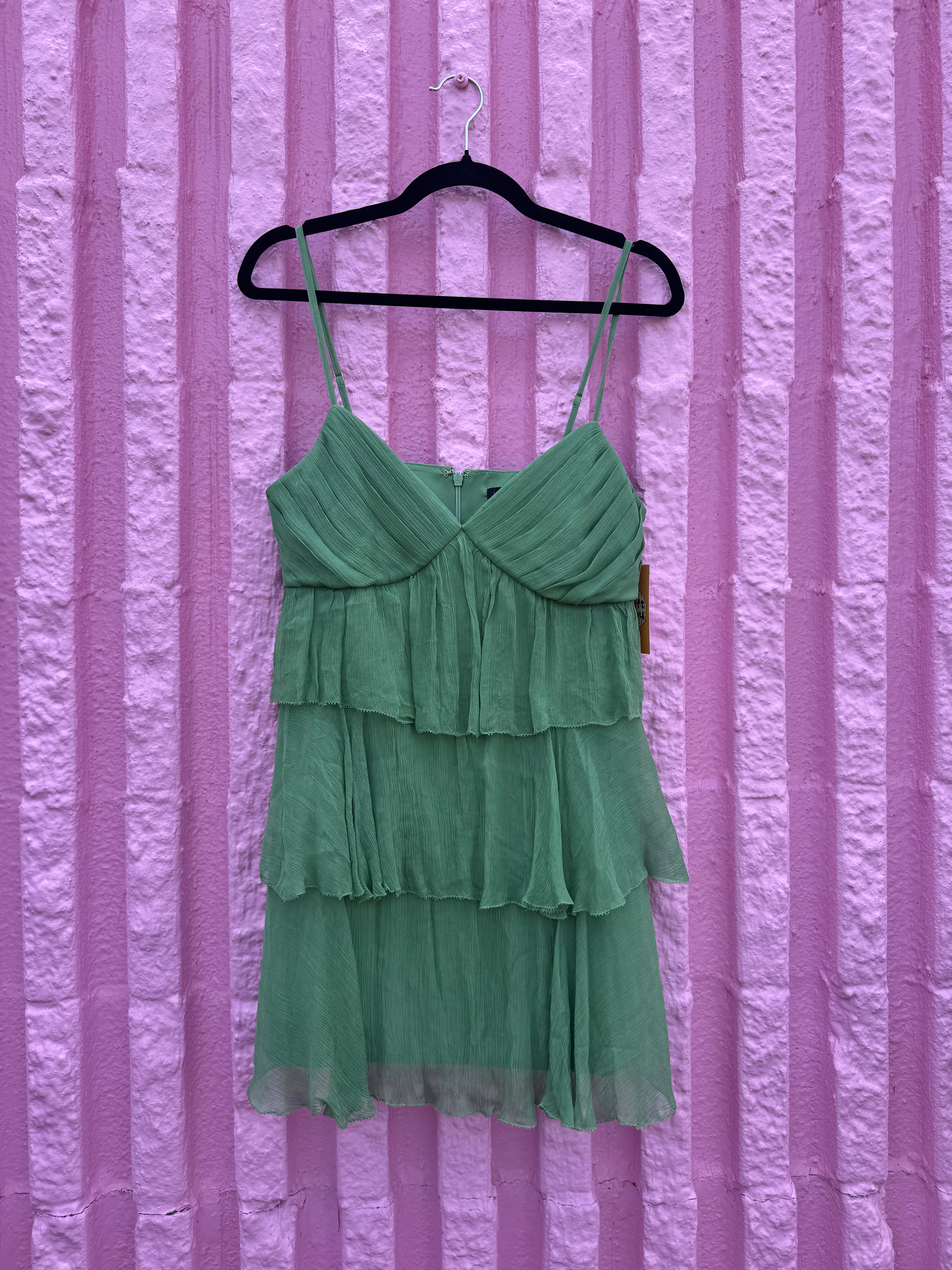 green house of harlow pleated ruffle v neck dress, m