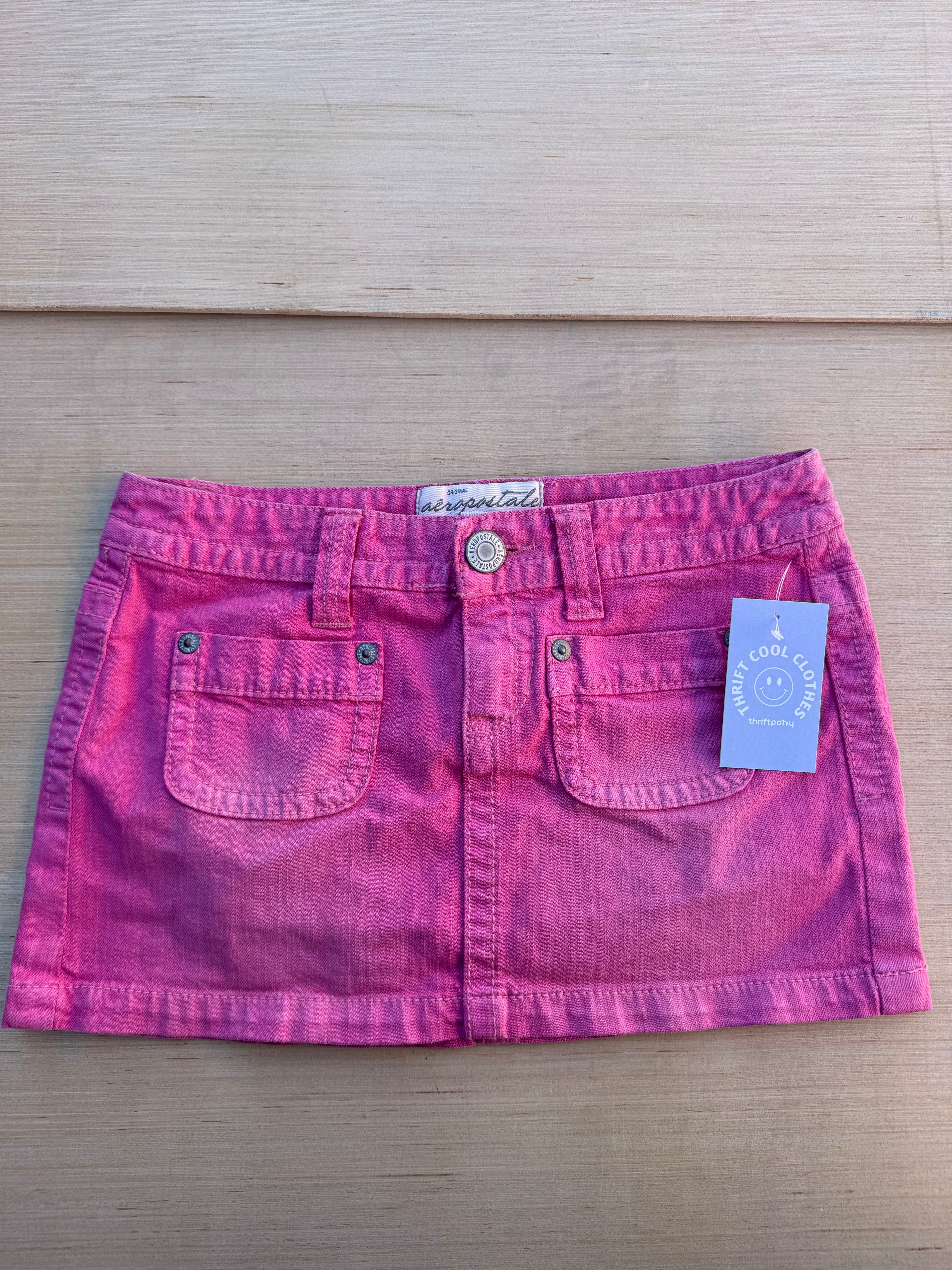 pink aeropostale mini mini skirt, 3/4 fits like a XS