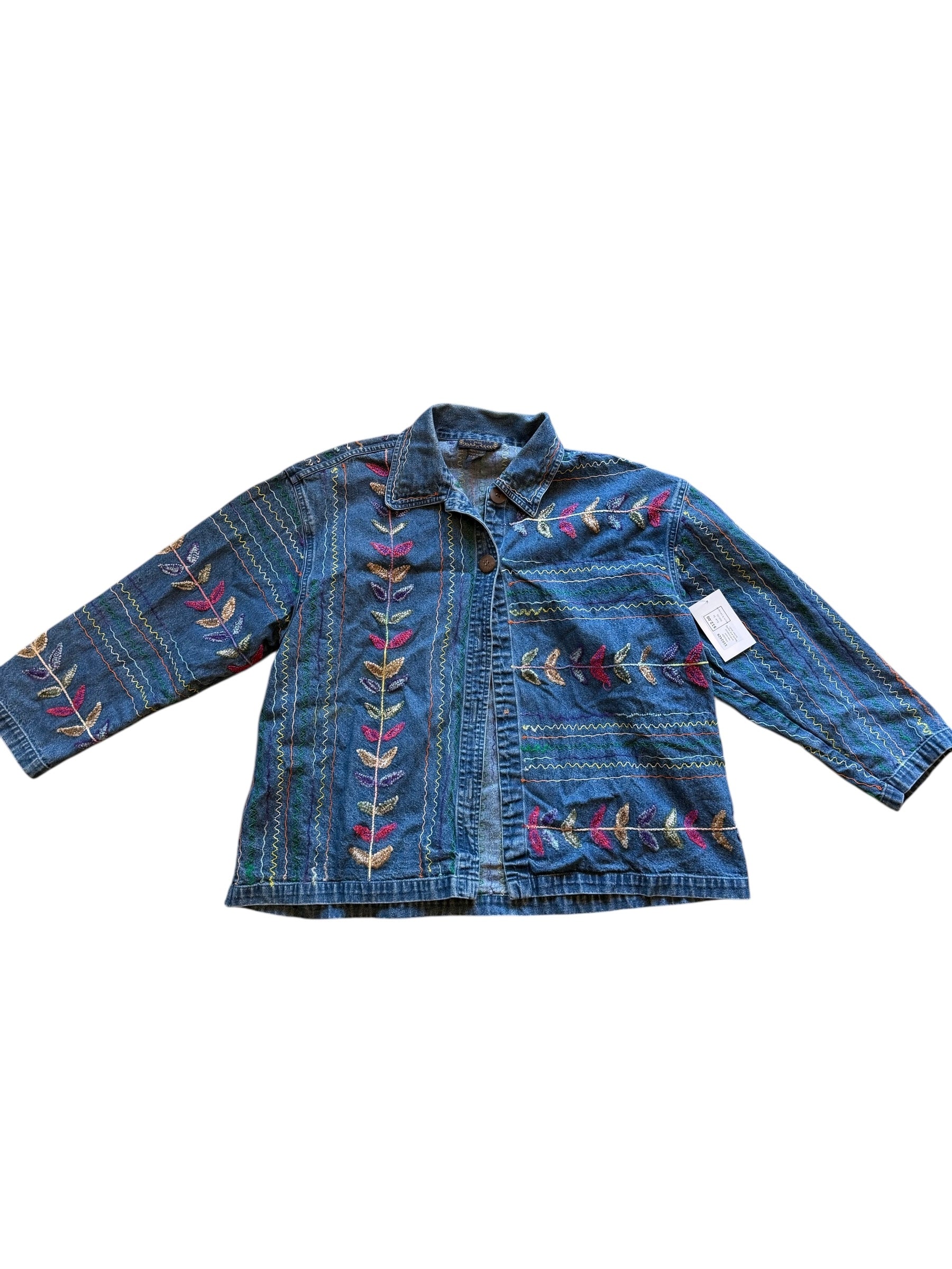 med wash lifestyle embroidered leaves and zigzag button down, 3x