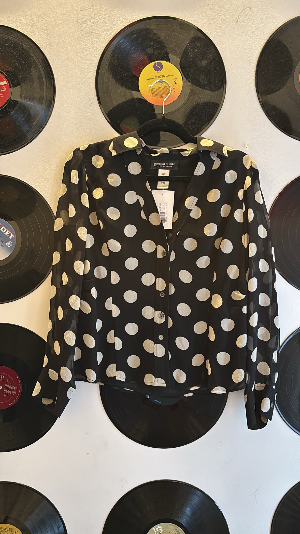 black white jones new york sheer sleeve ls polka blouse, 10