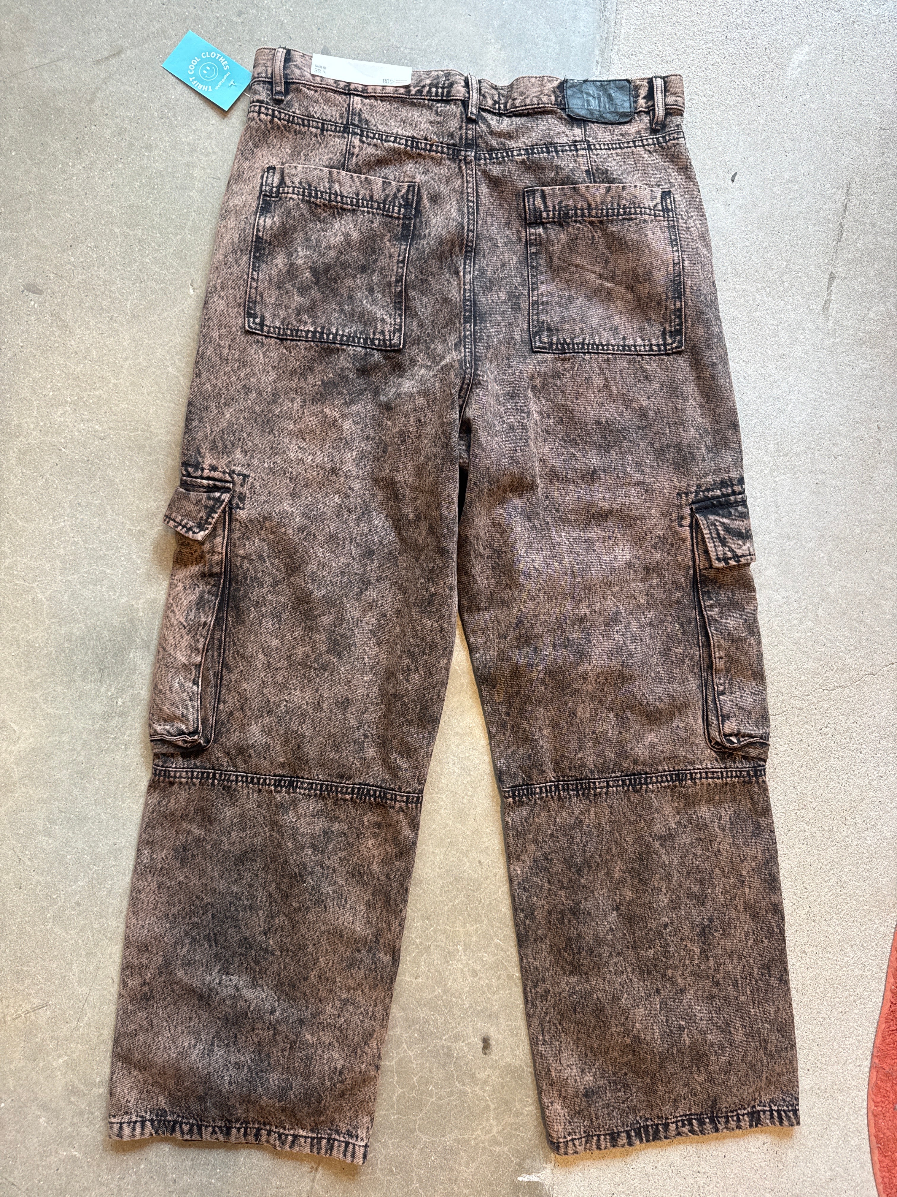 brown BDG acid wash NWT cargo pants, 36